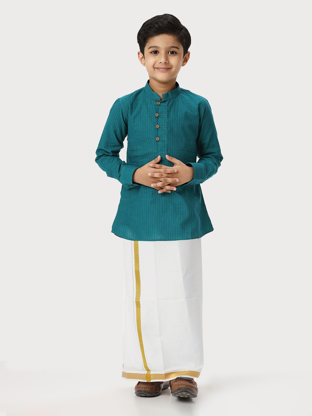 

Ramraj Boys Striped Pure Cotton Shirt & Veshti, Green