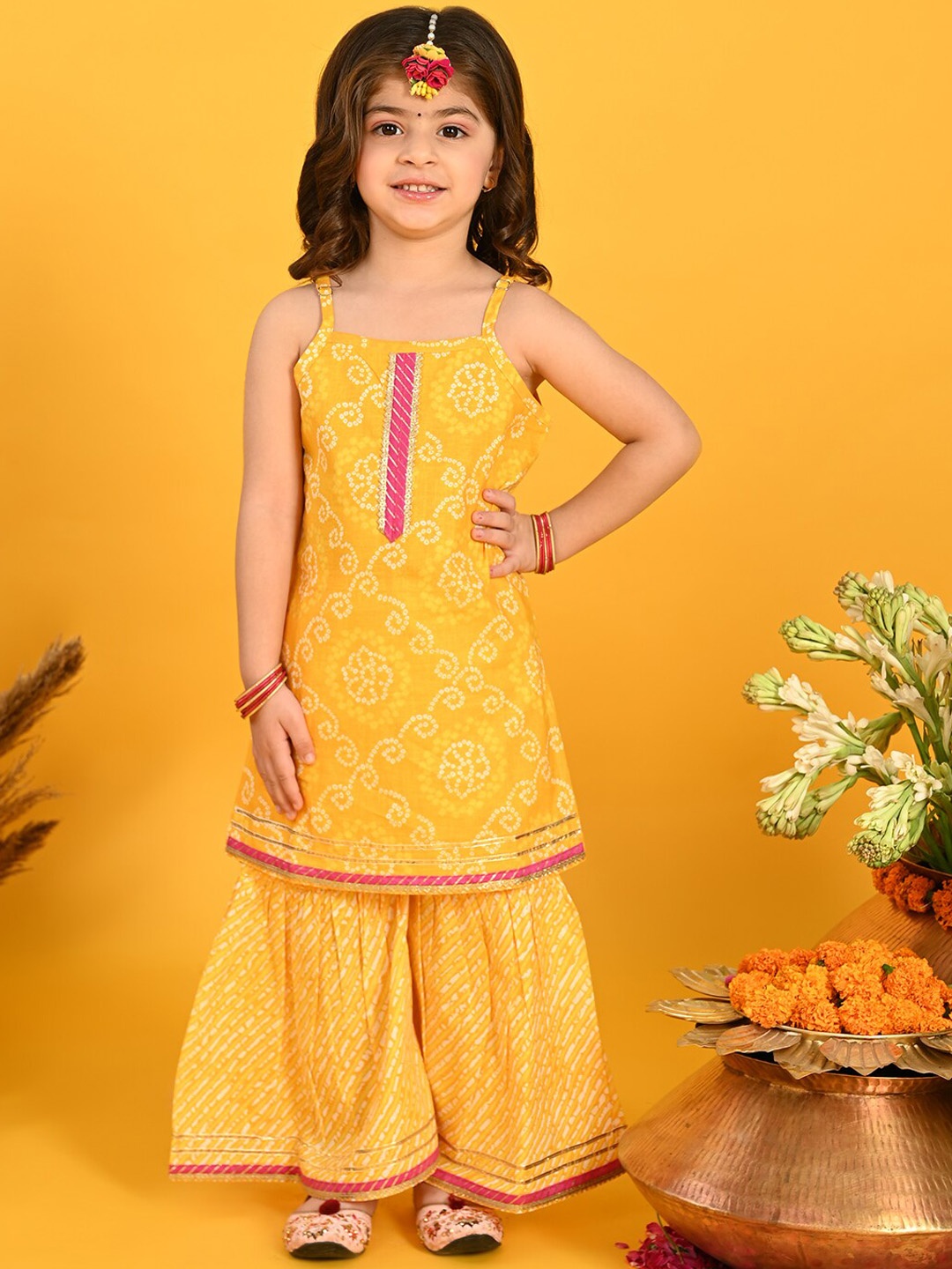 

SAKA DESIGNS Girls Bandhani Printed Gotta Patti Pure Cotton Kurta with Sharara, Yellow