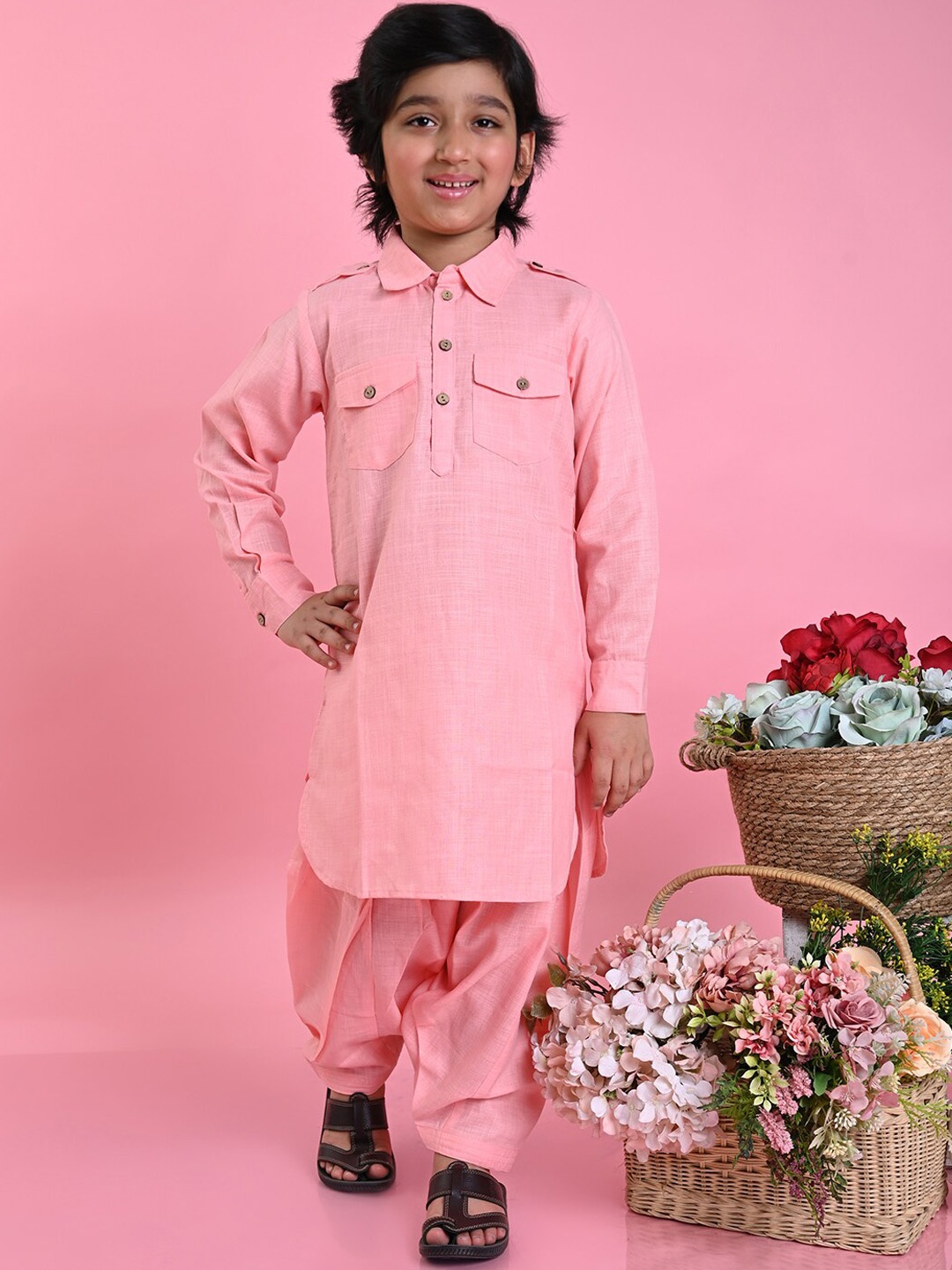 

SAKA DESIGNS Boys Pathani Kurta with Salwar, Pink