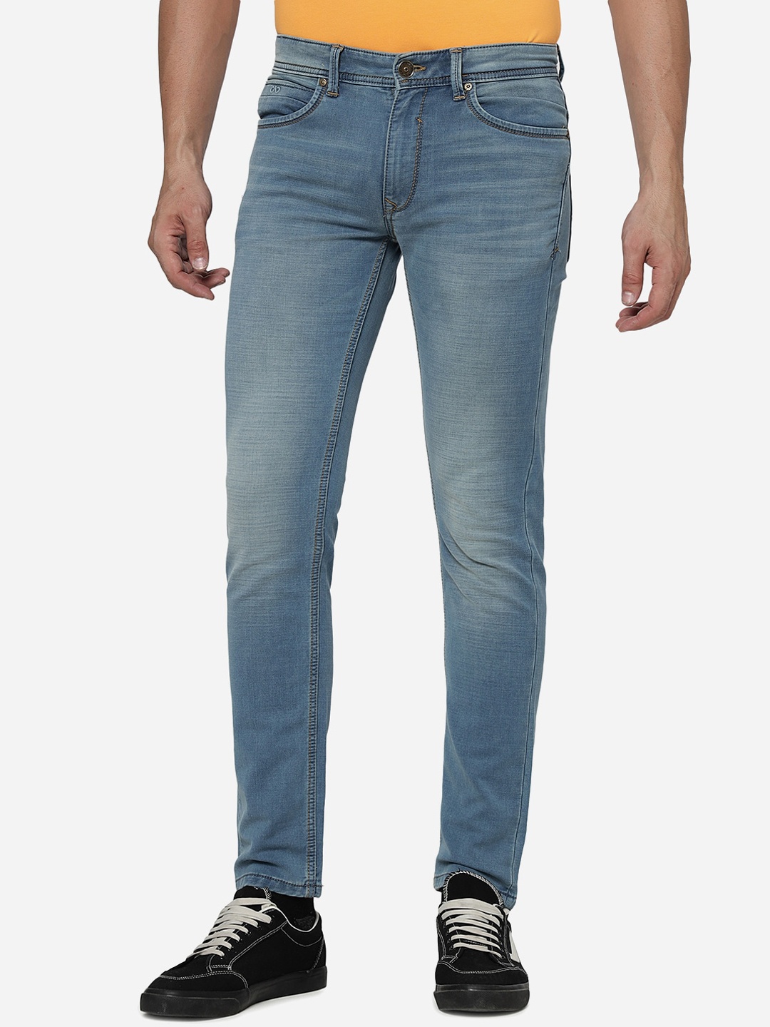 

JADE BLUE Men Slim Fit Mid-Rise Light Fade Clean Look Stretchable Jeans