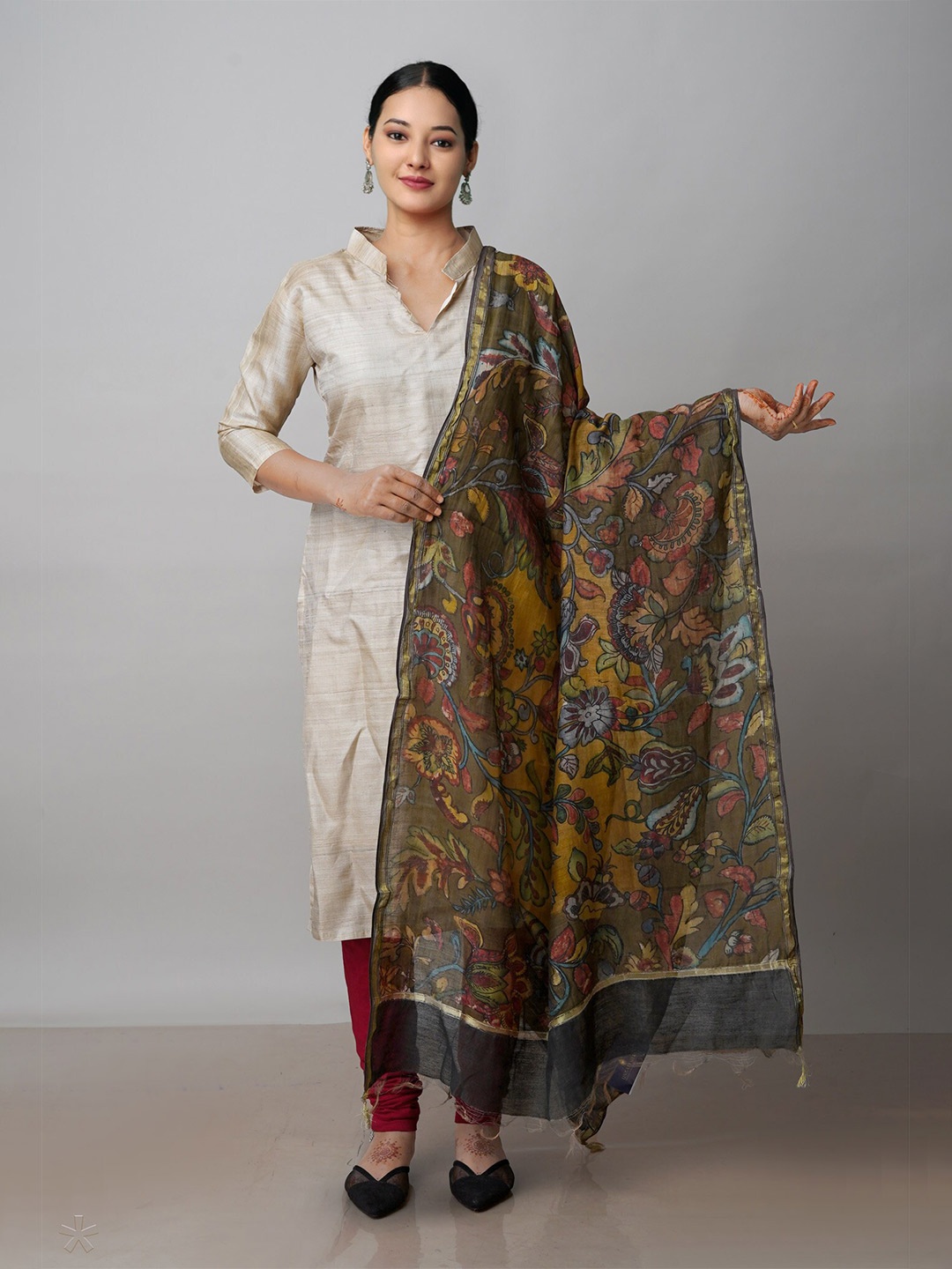 

Unnati Silks Ethnic Motifs Printed Cotton Silk Kalamkari Dupatta With Zari, Green