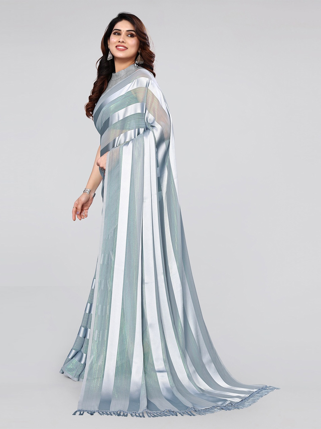 

MIRCHI FASHION Grey Striped Poly Georgette Saree