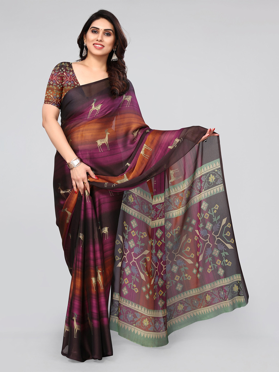 

MIRCHI FASHION Magenta Ethnic Motifs Printed Saree