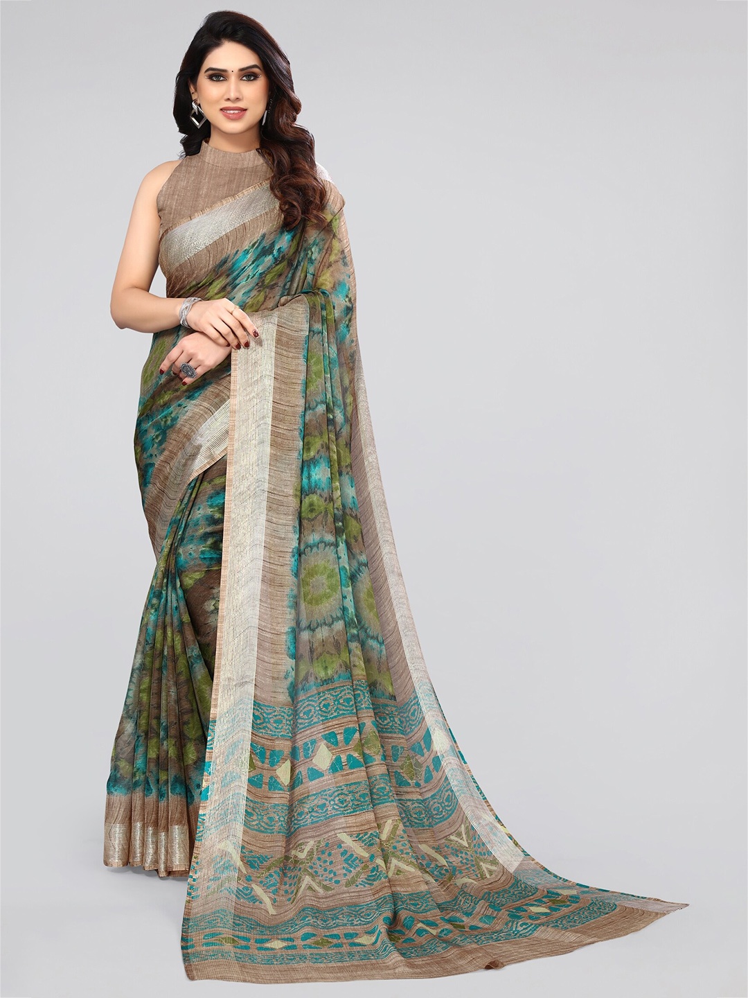 

MIRCHI FASHION Beige & Green Tie and Dye Printed Zari Saree