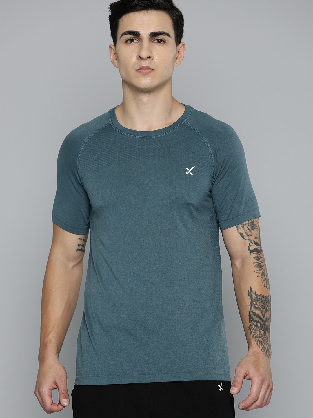 

HRX By Hrithik Roshan Seamless Rapid-Dry Training Or Gym T-shirt, Grey
