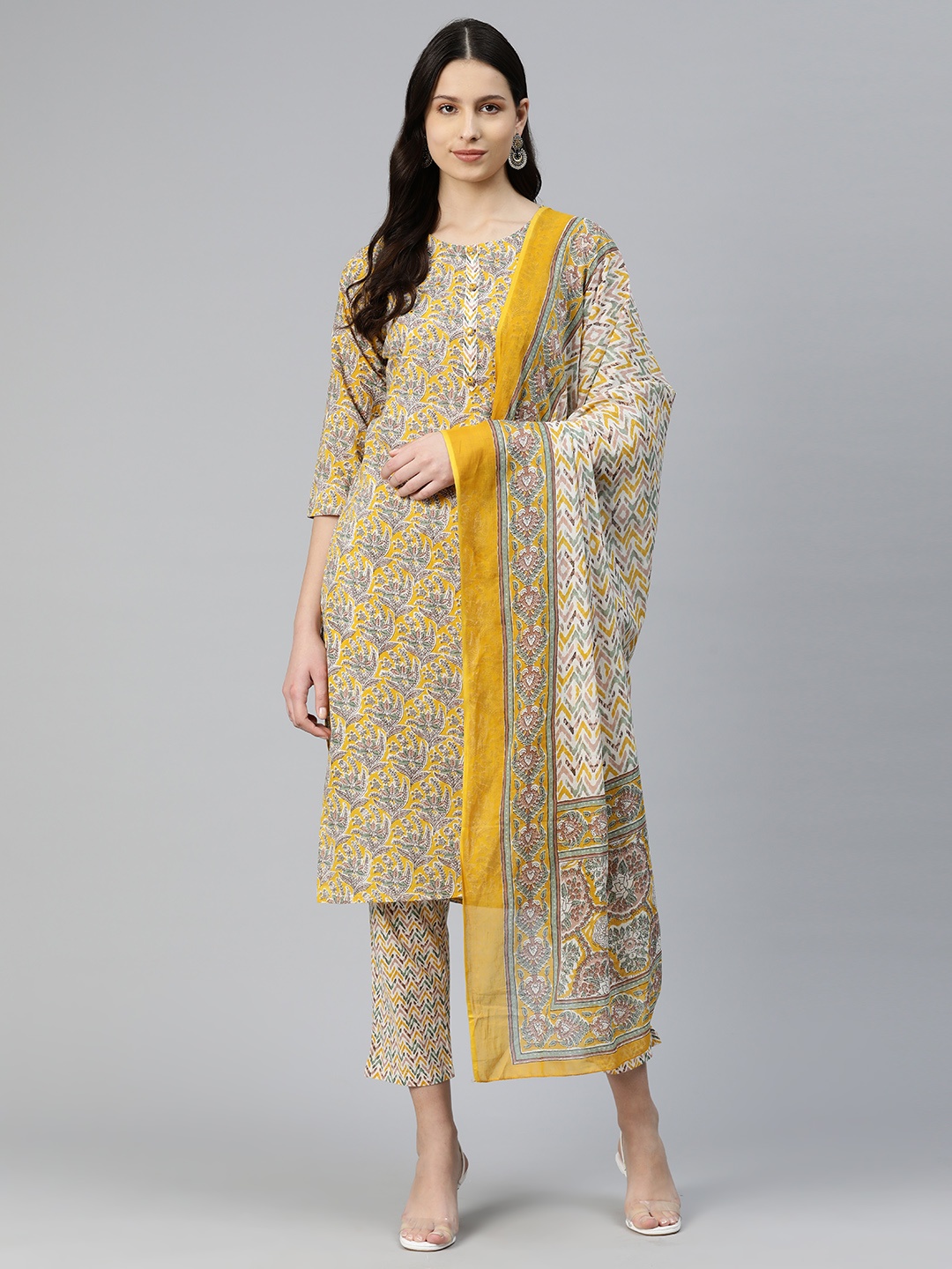 

Readiprint Fashions Women Floral Printed Pure Cotton Kurta with Trousers & With Dupatta, Mustard