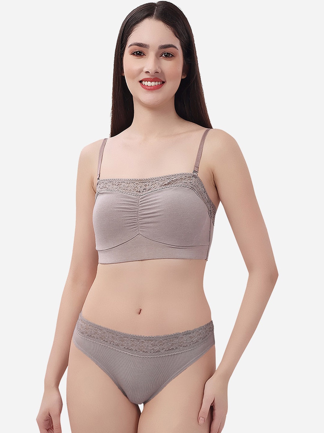 

Soie Lacy Bandeau Bra with Mid Rise Full Coverage Solid Lacy Briefs, Beige
