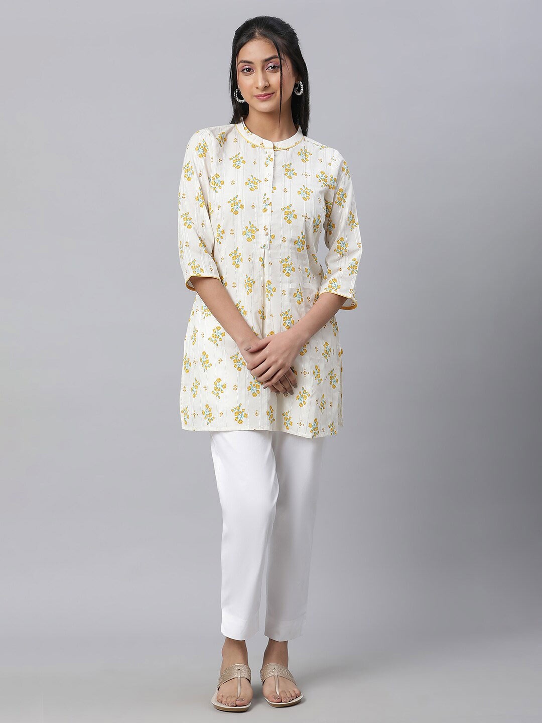 

AURELIA Floral Printed Kurti, Beige