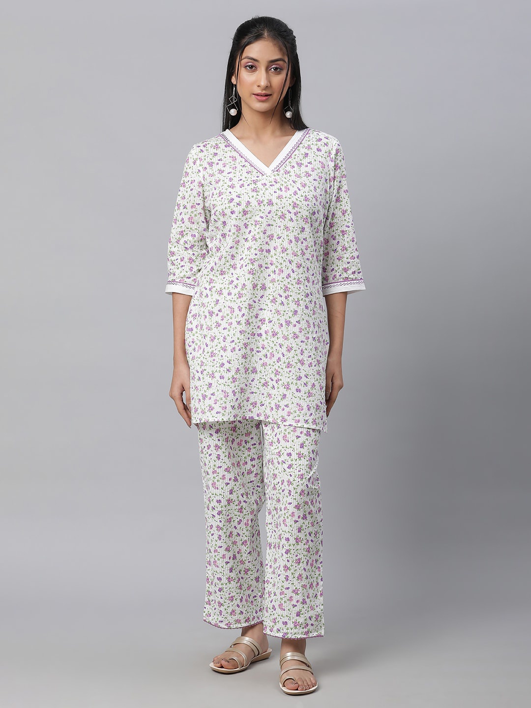 

AURELIA Floral Printed Kurti, White