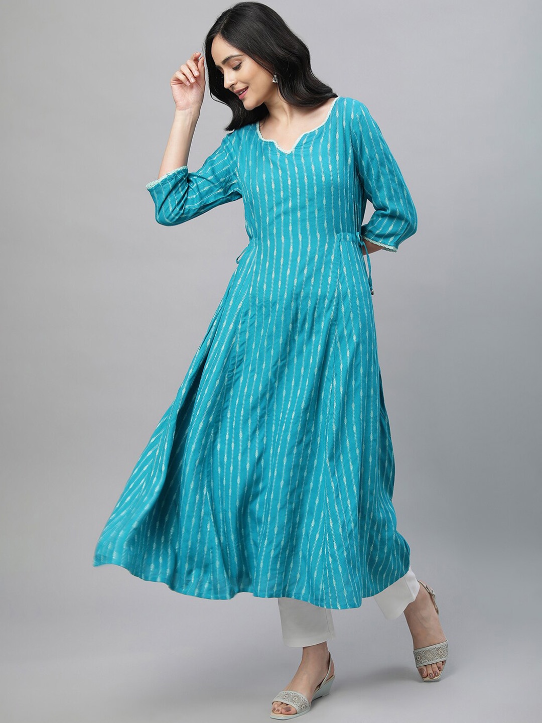 

AURELIA Striped Anarkali Kurta, Blue