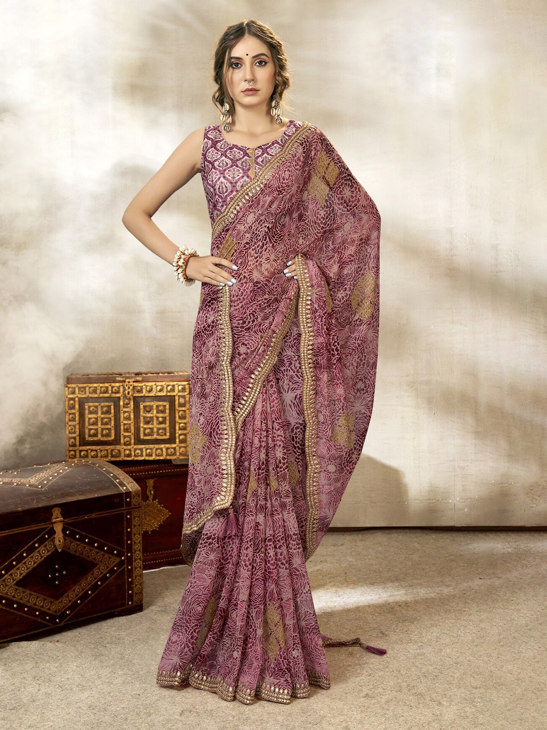 

Triveni Floral Printed Beads and Stones Pure Georgette Saree, Pink