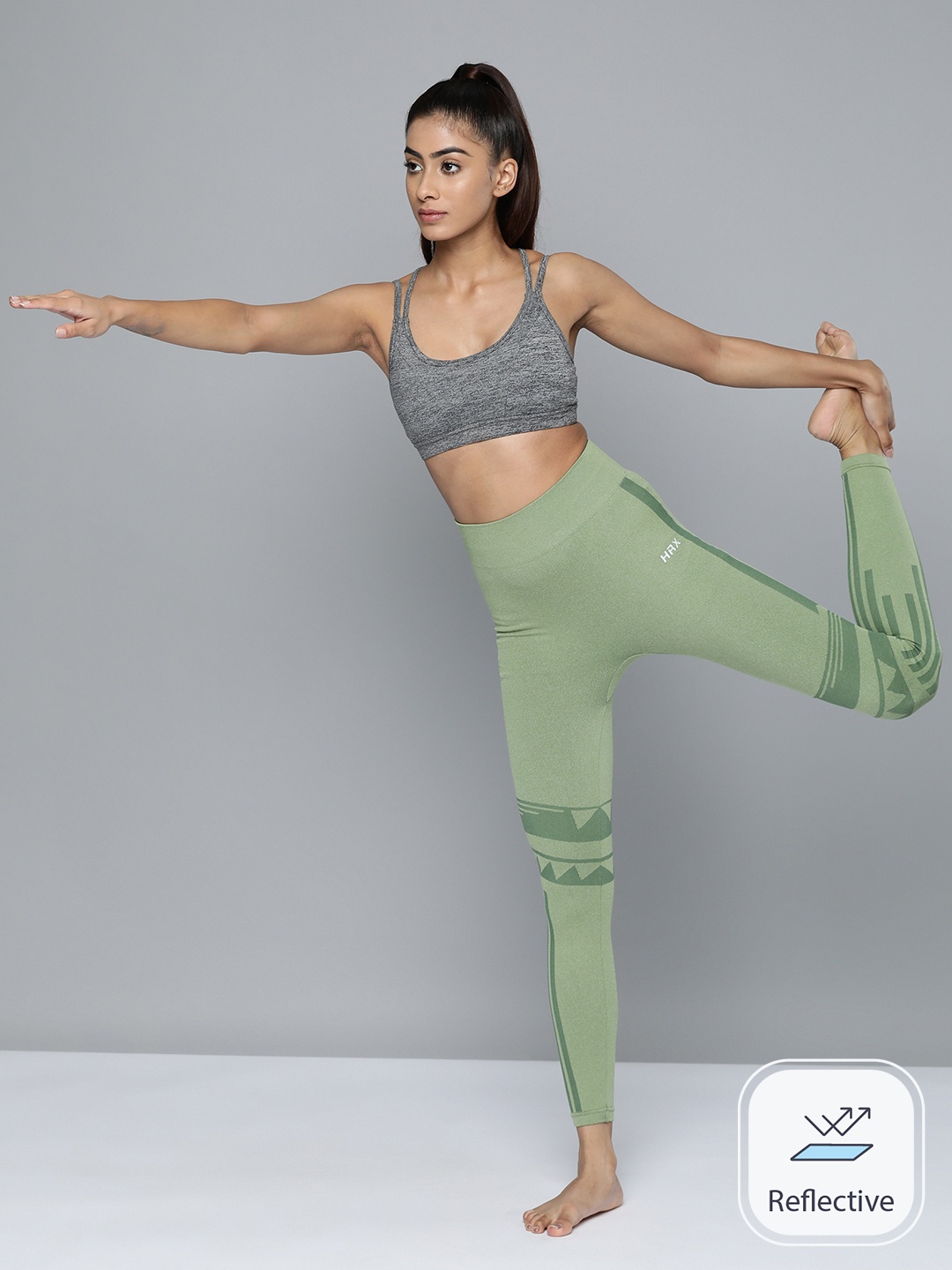 

HRX by Hrithik Roshan Women Seamless Printed Rapid-Dry Yoga Tights, Green