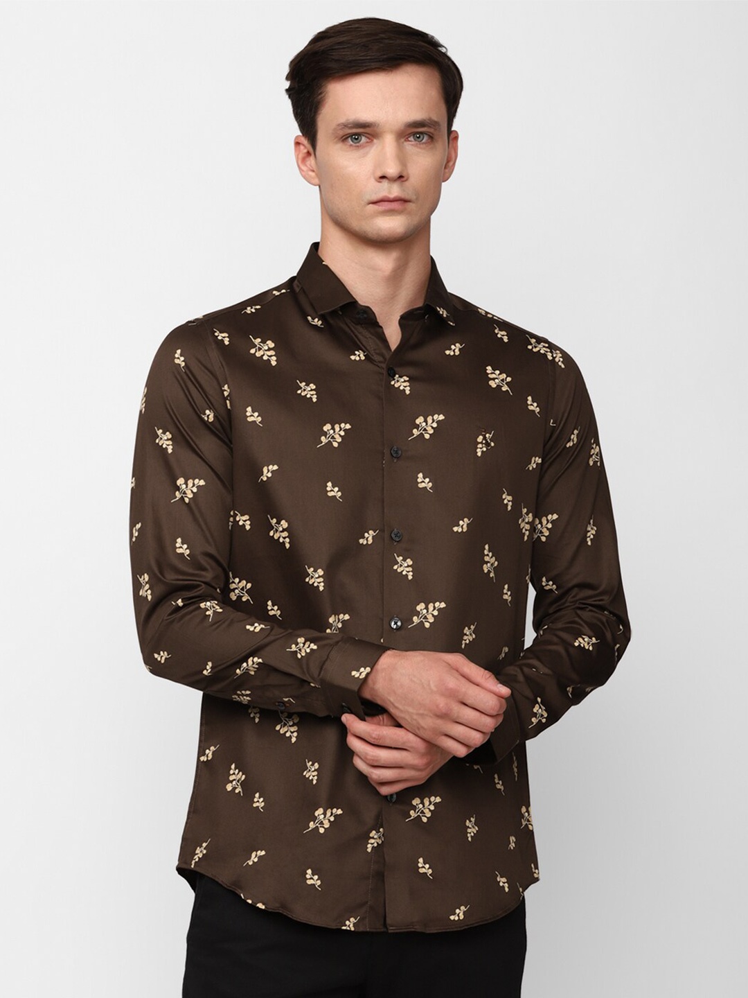 

SIMON CARTER LONDON Slim Fit Floral Printed Pure Cotton Casual Shirt, Brown