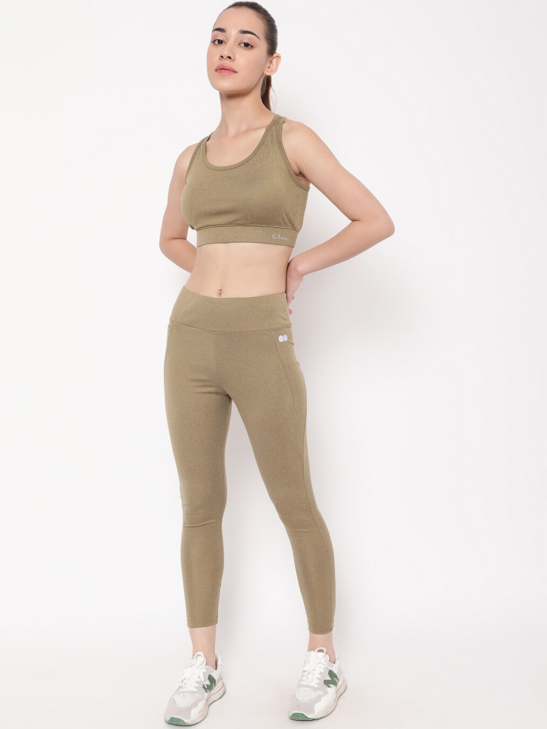 

Clovia Olive Green Padded Sports Bra & High-Rise Ankle Tights Set with Side Pocket