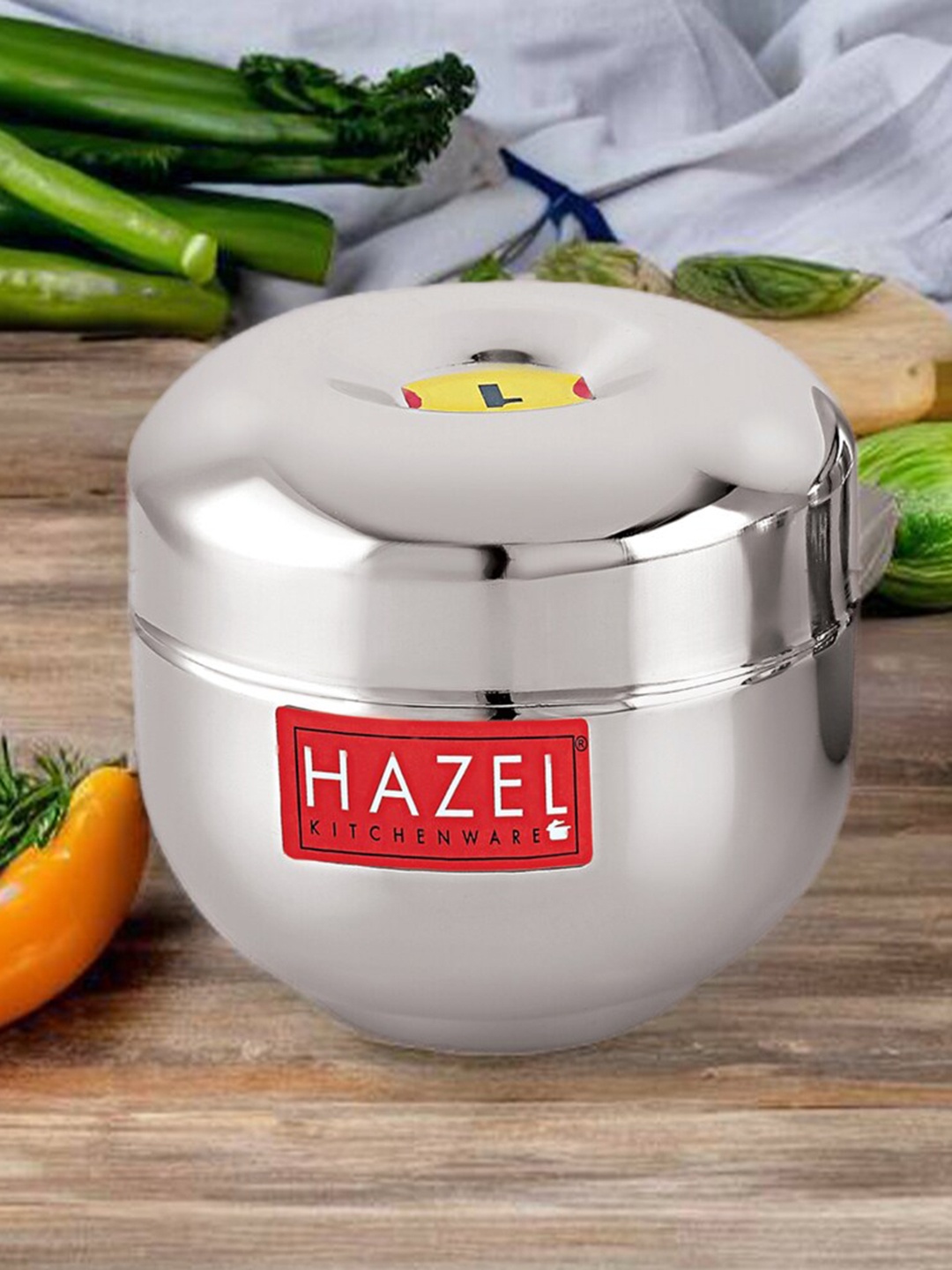 

HAZEL Air Tight Apple Shaped Food Container, Silver