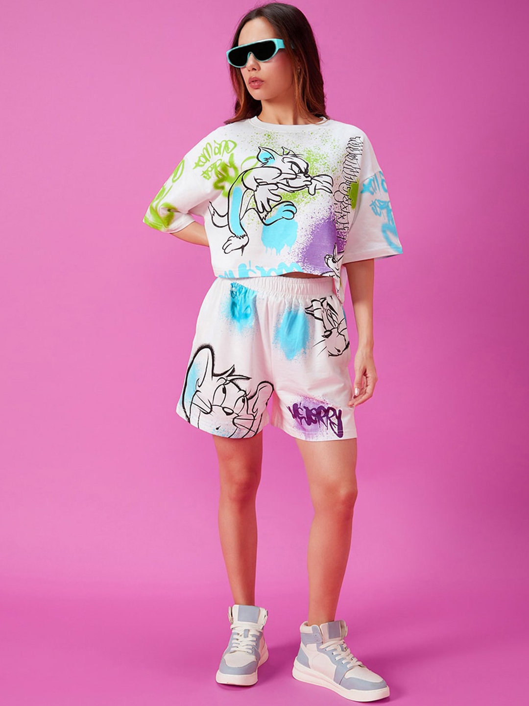 

Bewakoof White Tom & Jerry Printed Pure Cotton Oversized T-Shirt With Shorts, Off white