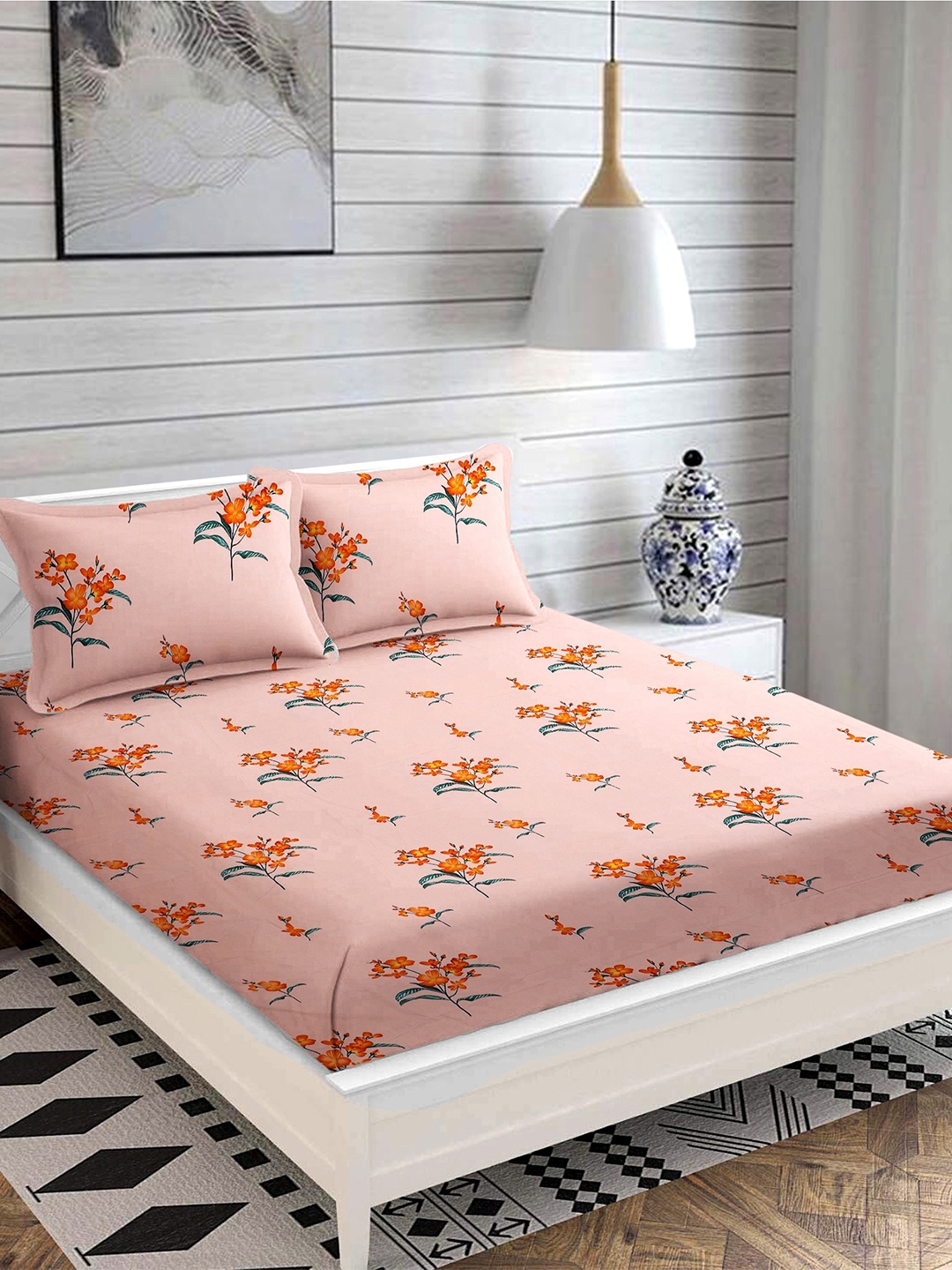 

MODEFE Peach-Coloured & Green Floral Microfiber 180 TC Queen Bedsheet With 2 Pillow Covers