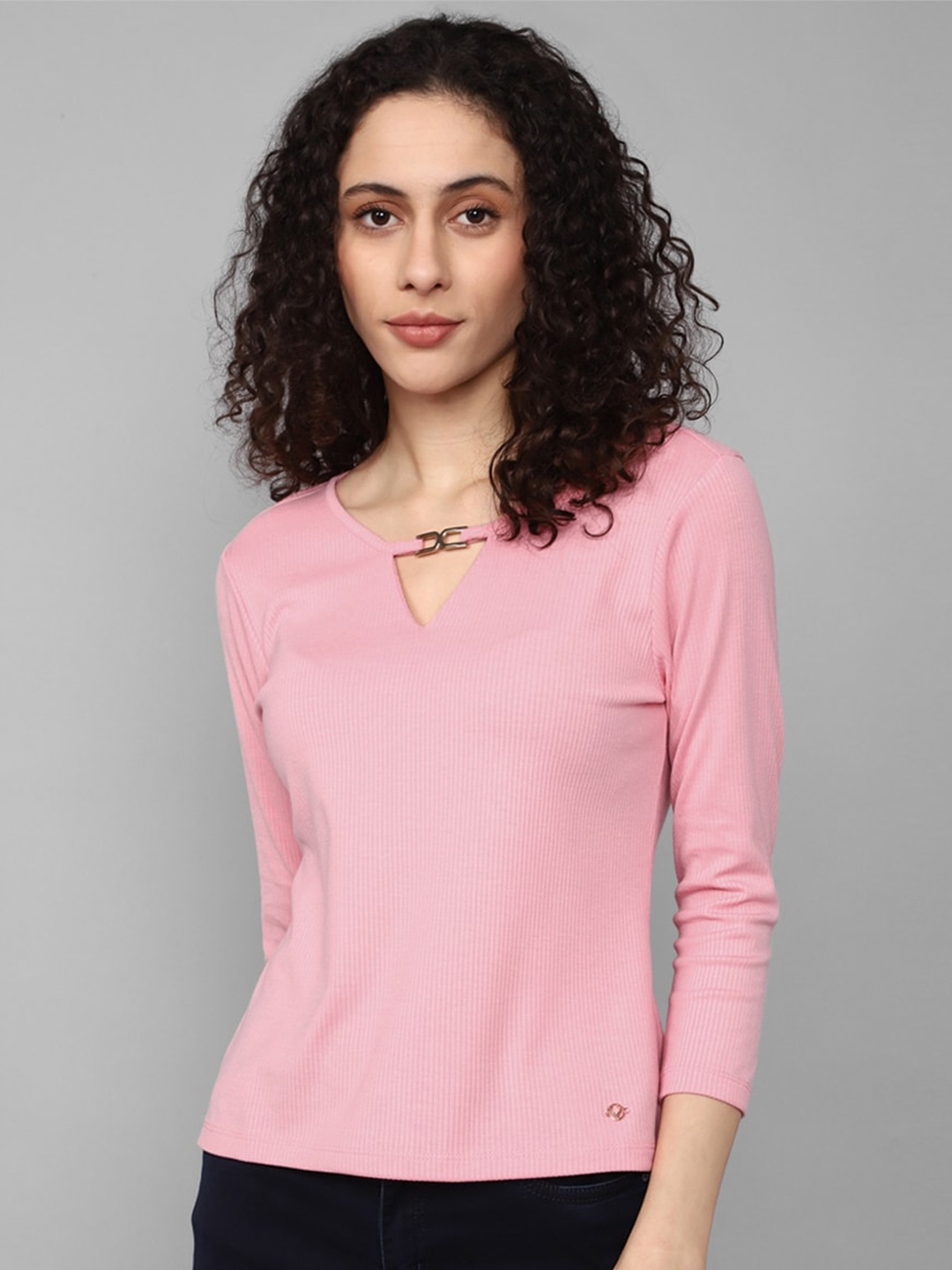 

Allen Solly Woman Ribbed Keyhole Neck Top, Pink