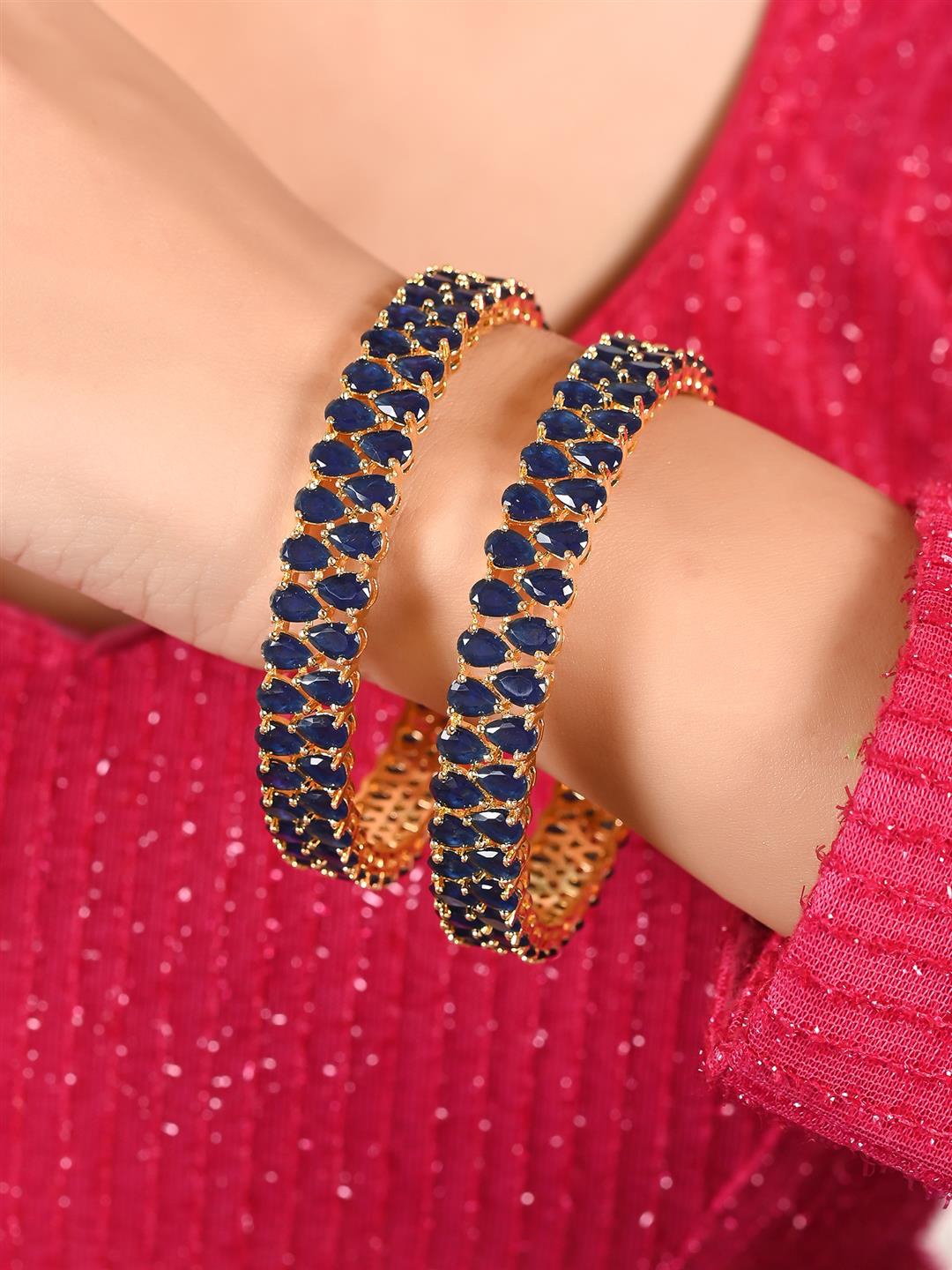 

RATNAVALI JEWELS Set Of 2 Gold-Plated & American Diamond Studded Bangles