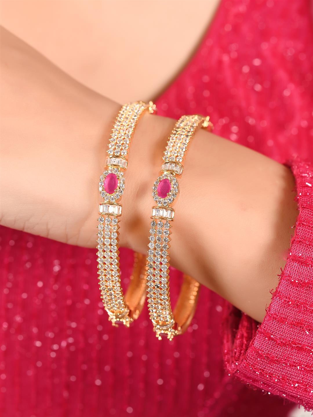

RATNAVALI JEWELS Set Of 2 Gold-Plated Stone-Studded Bangles