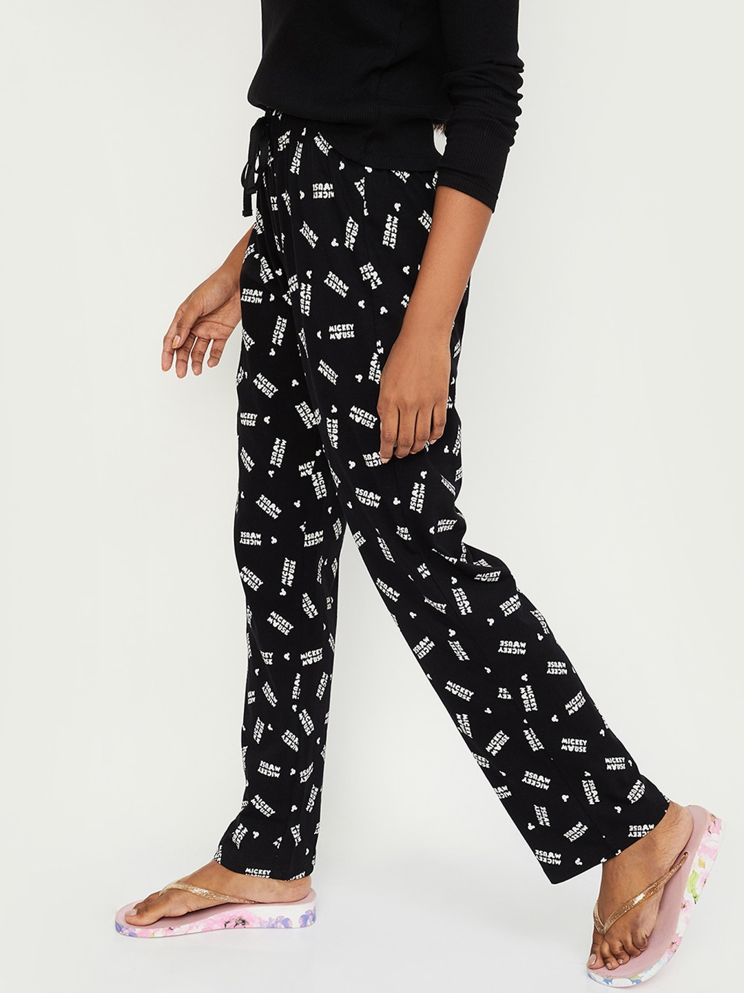 

max Women Mickey Mouse Printed Knit Lounge Pants, Black