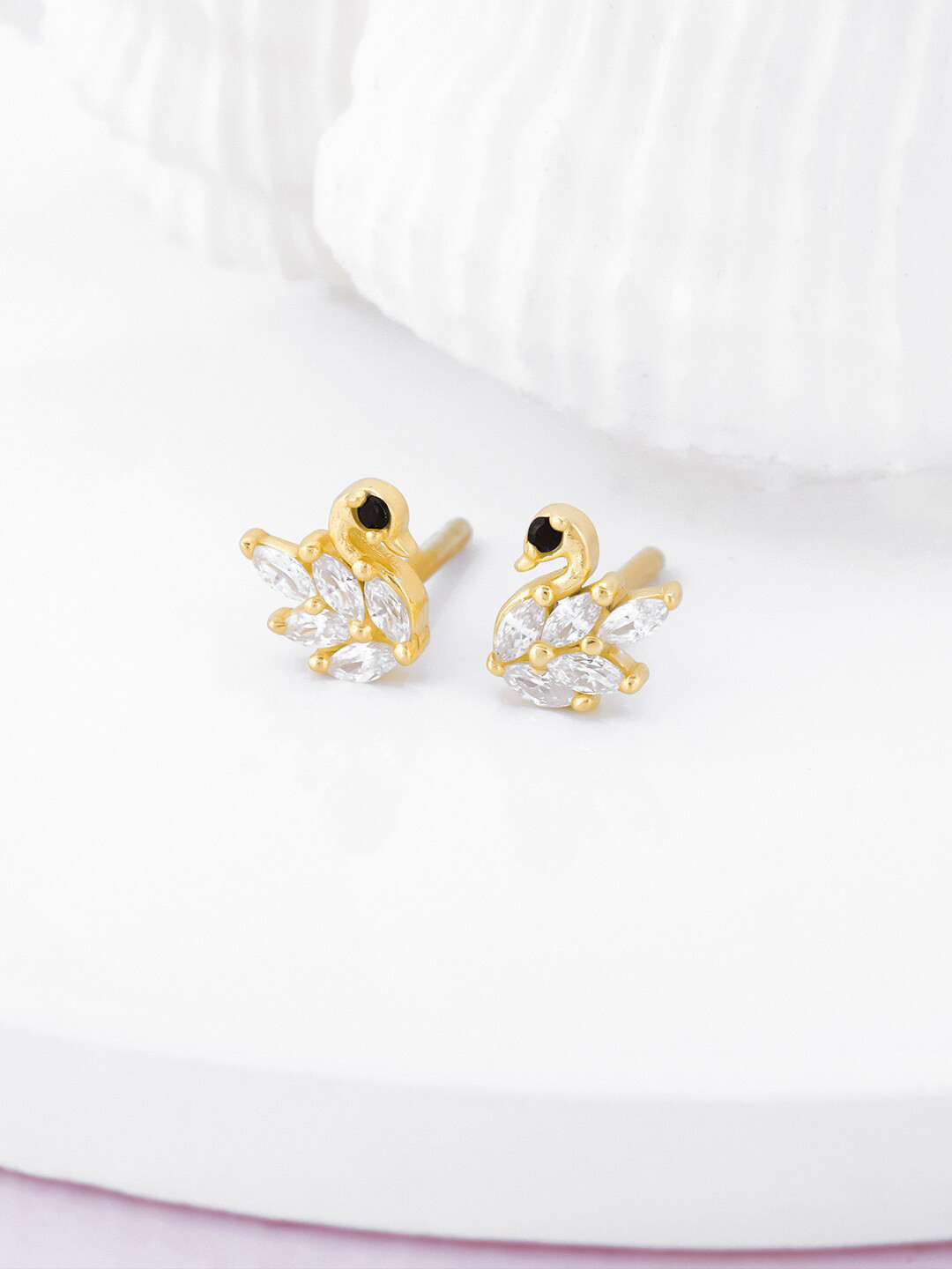 

GIVA 92.5 Sterling Silver Gold-Plated Contemporary Studs Earrings
