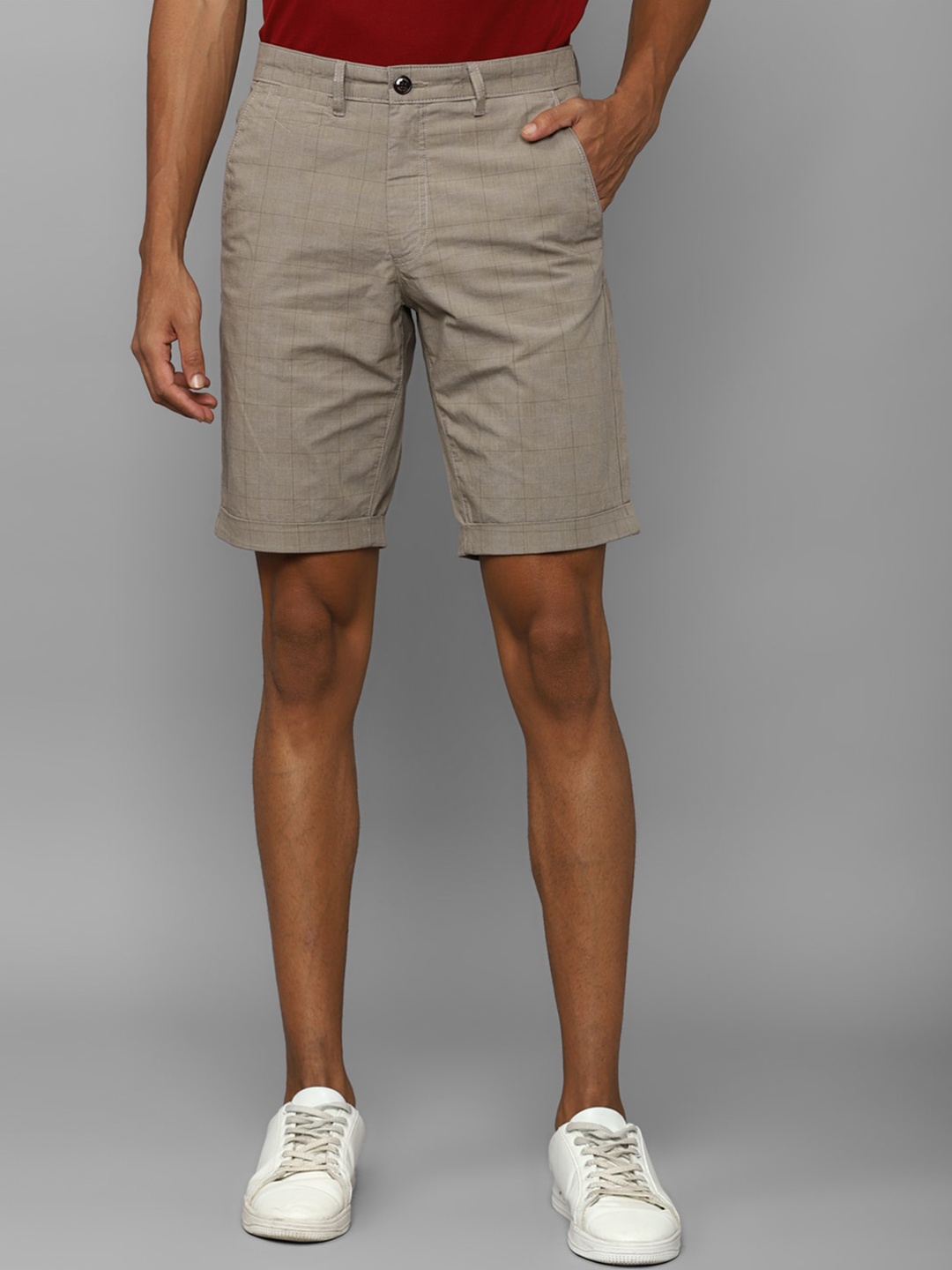 

Allen Solly Men Checked Slim Fit Shorts, Beige