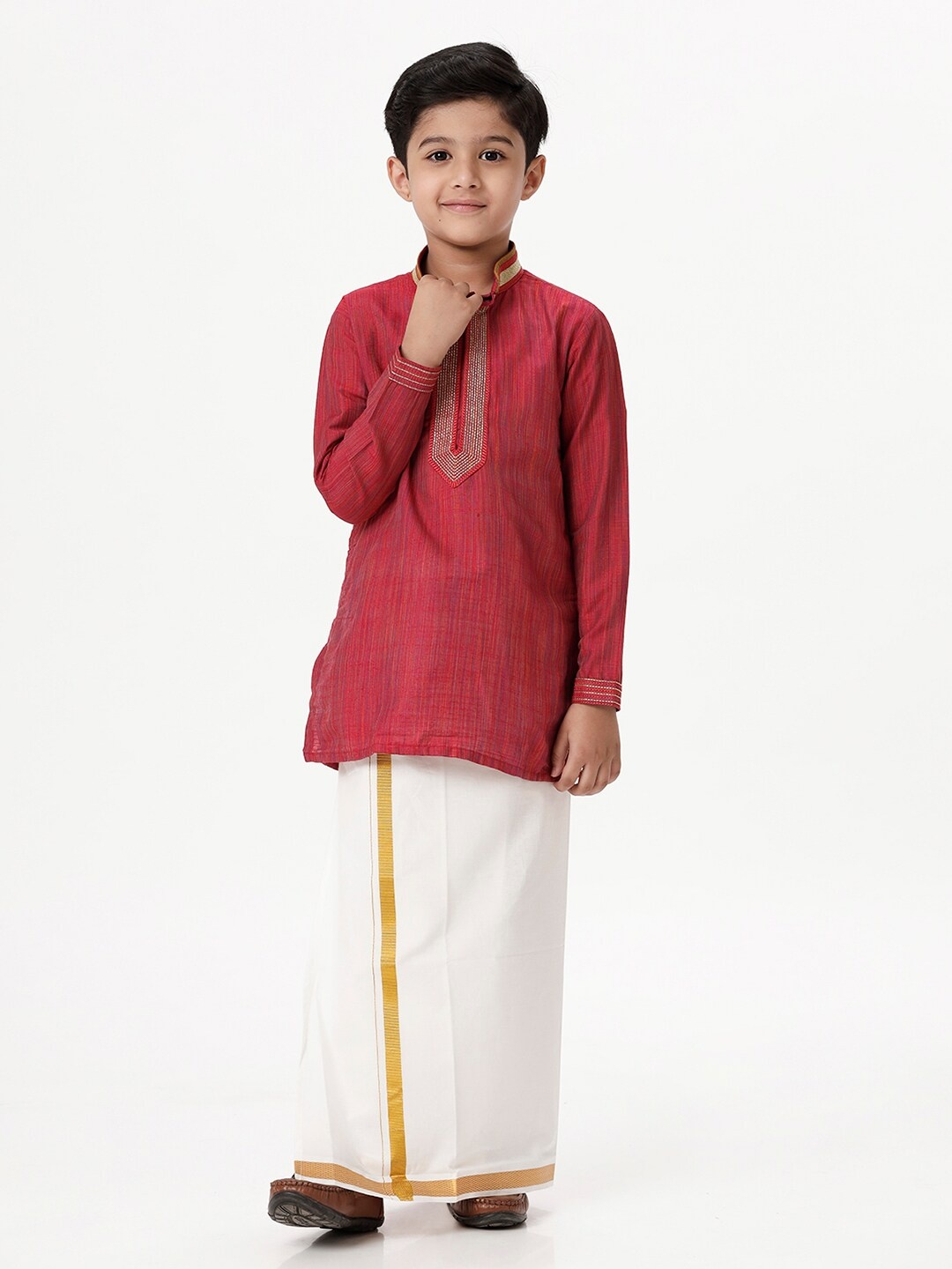 

Ramraj Boys Striped Kurta With Veshti, Red