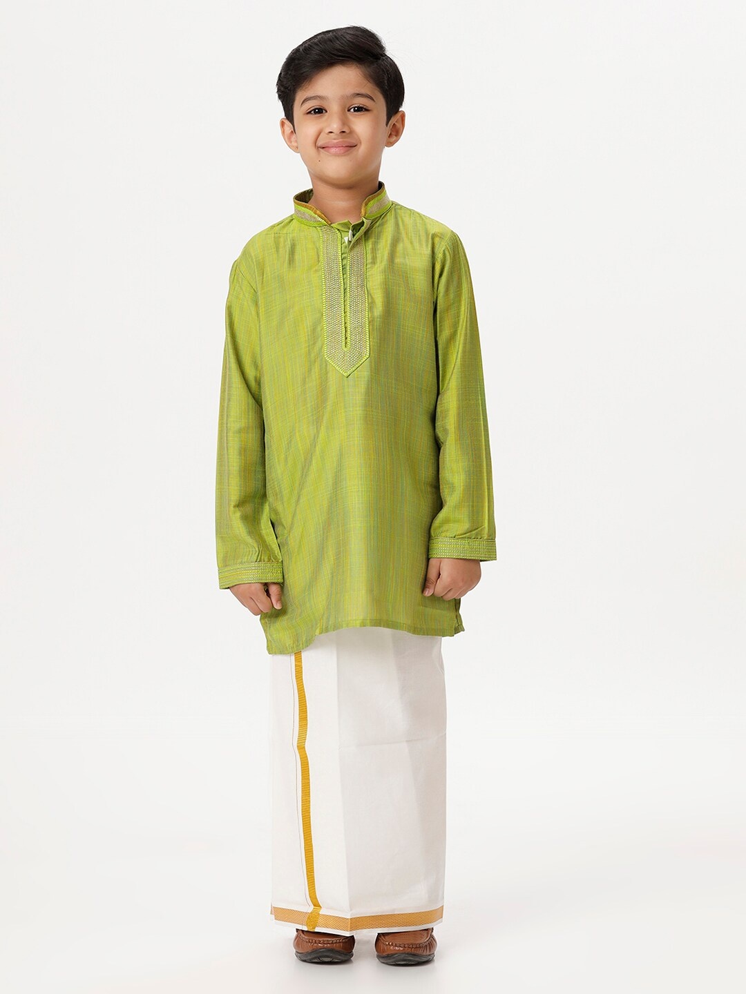 

Ramraj Boys Mandarin Collar Straight Kurta With Veshti, Lime green