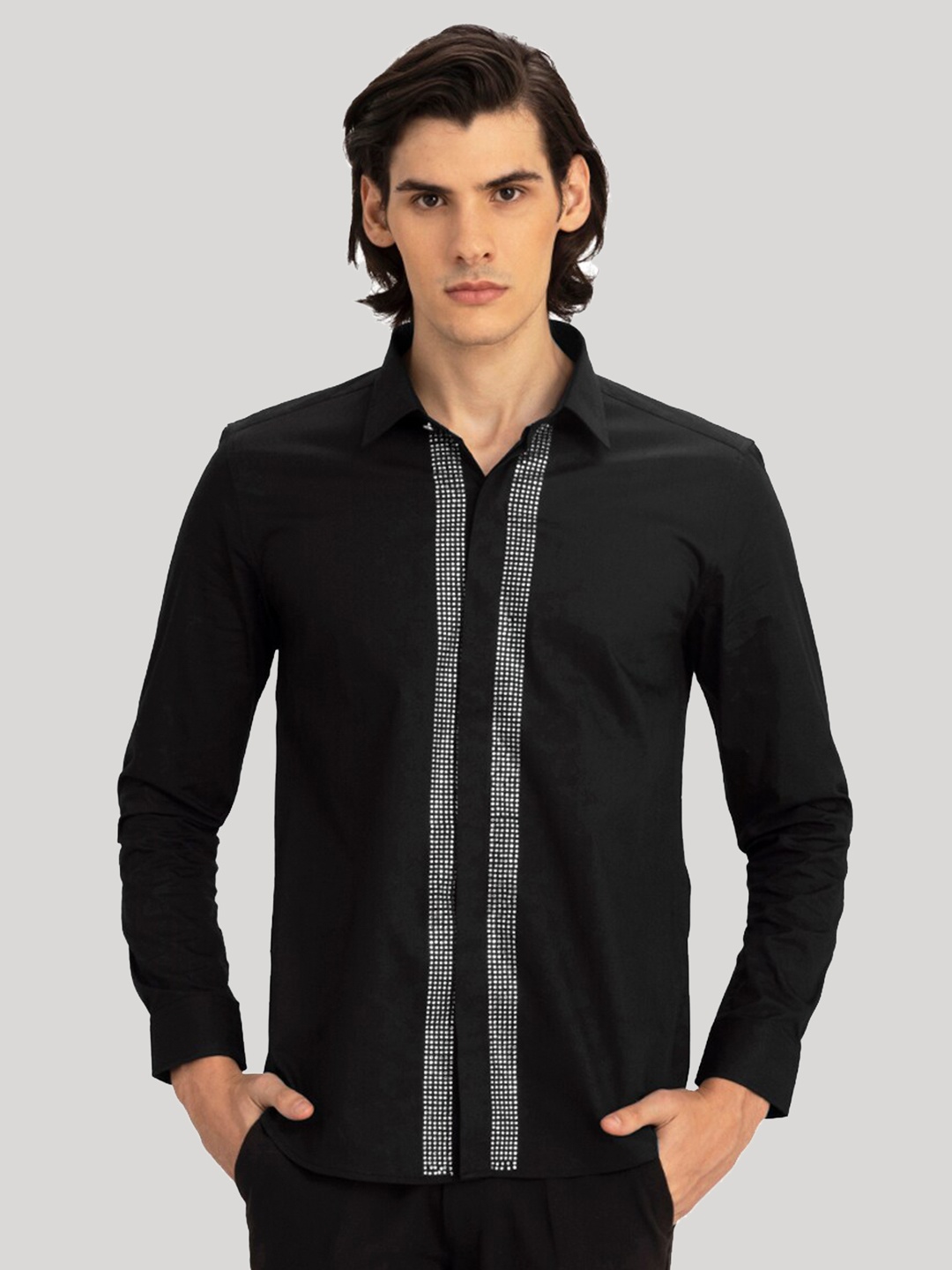 

Snitch Black Classic Slim Fit Opaque Embellished Cotton Casual Shirt