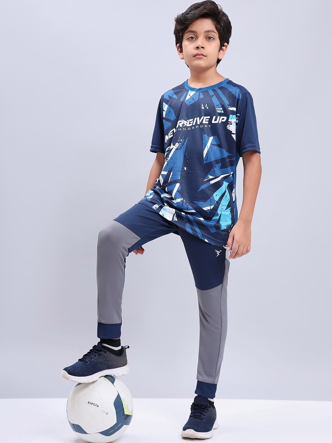 

Technosport Boys Colorblocked Antimicrobial Slim-Fit Joggers, Navy blue