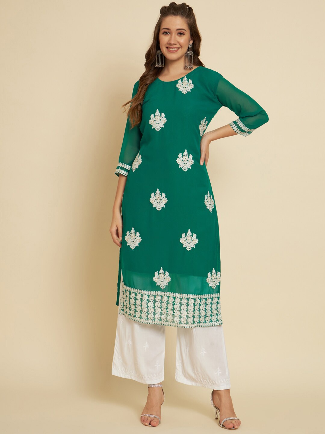 

HERE&NOW Green & White Ethnic Motifs Chikankari Embroidered Georgette Kurta
