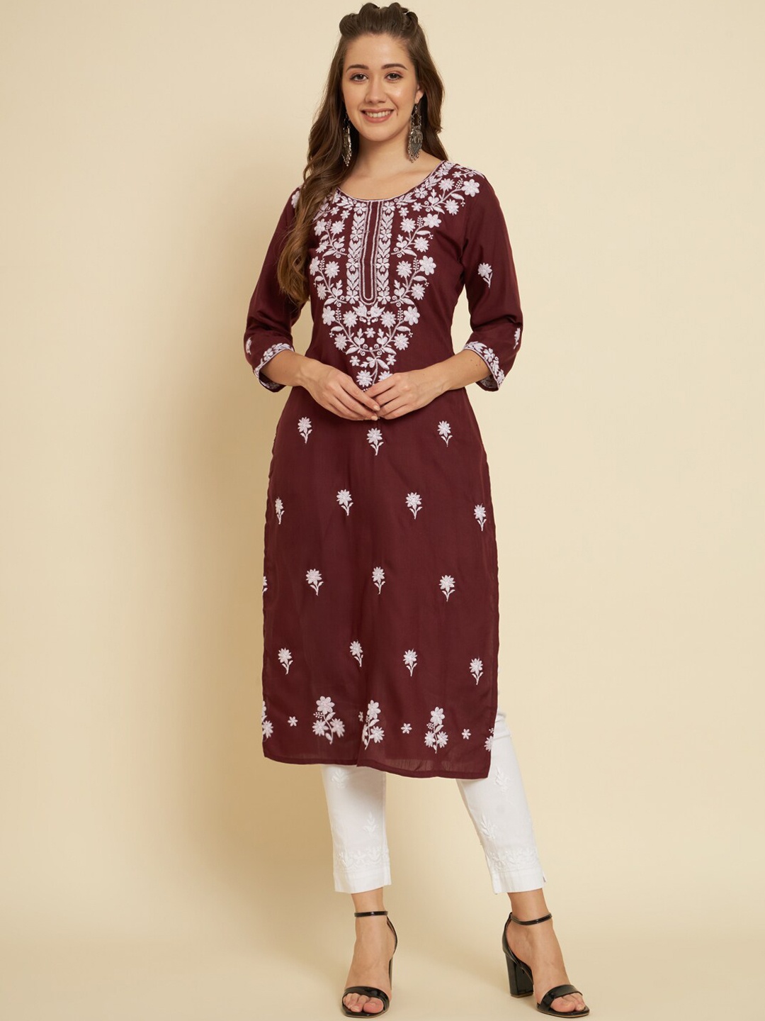 

HERE&NOW Maroon & White Ethnic Motifs Chikankari Embroidered Cotton Kurta