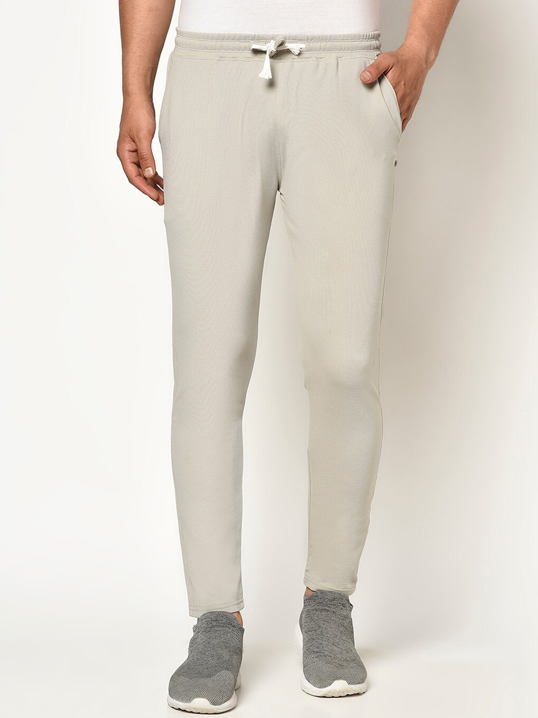 

GLITO Men Mid-Rise Dry-Fit Track Pants, Grey