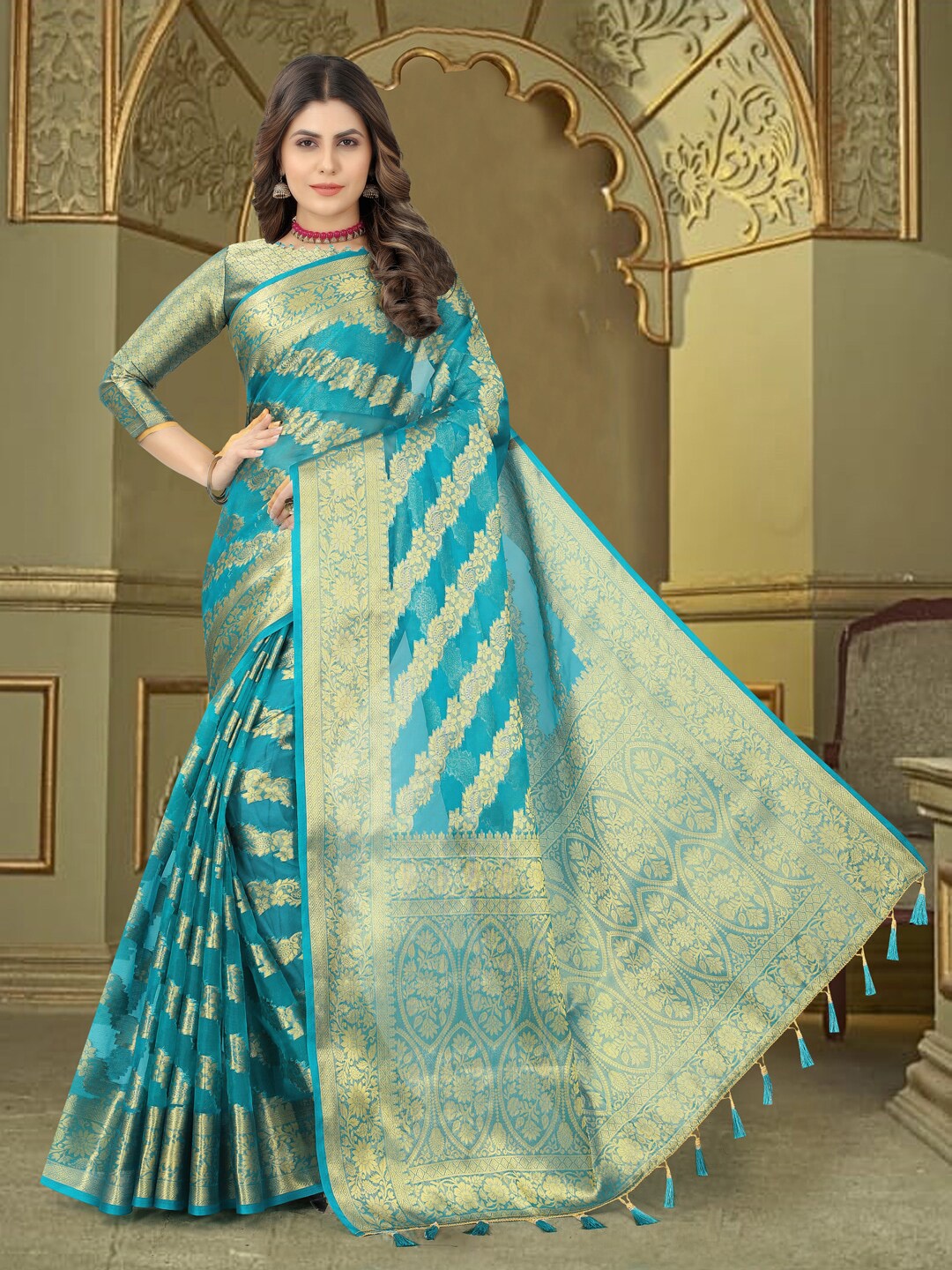 

PERFECT WEAR Floral Woven Design Zari Organza Banarasi Saree, Blue