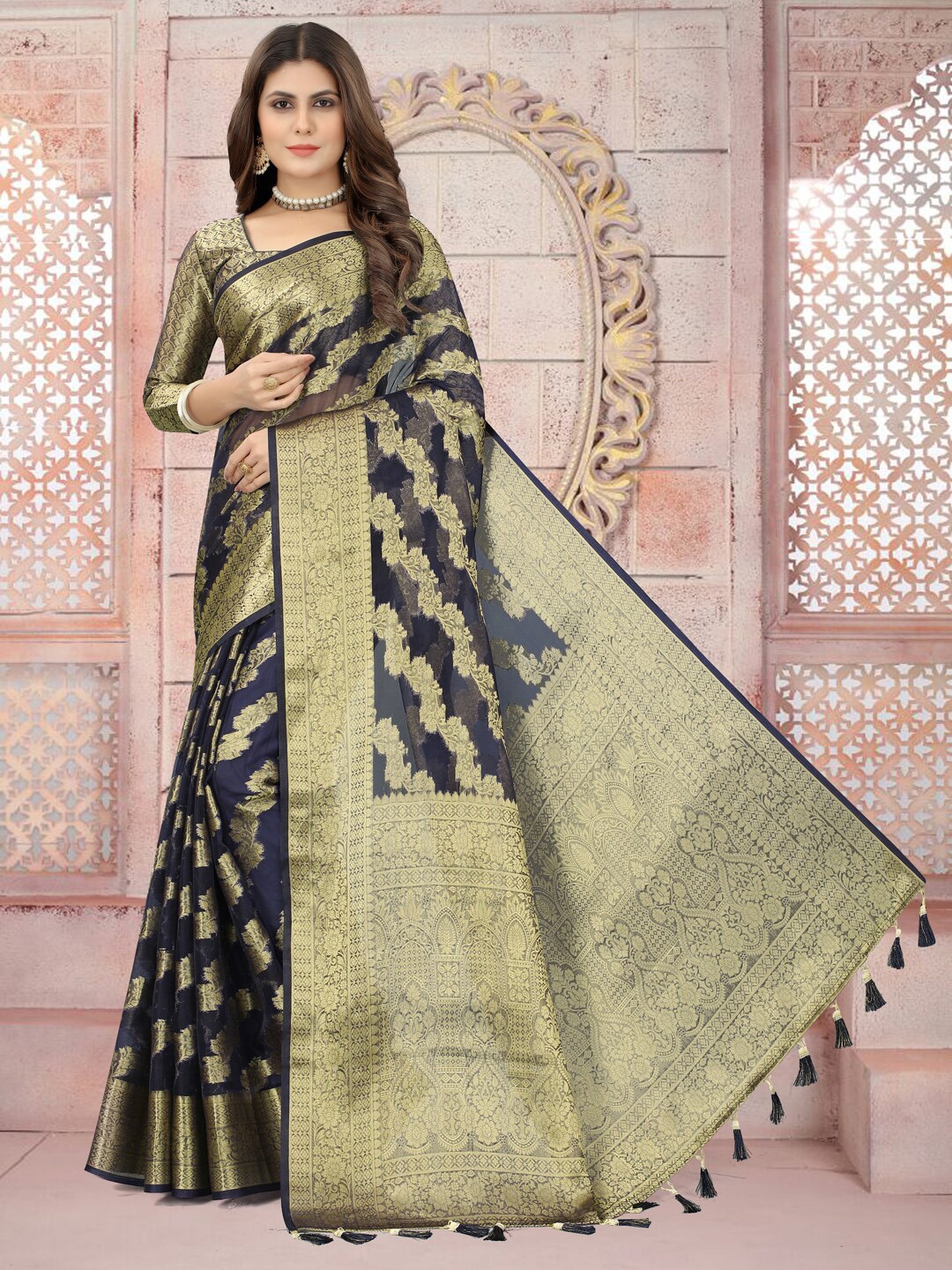 

PERFECT WEAR Floral Woven Design Zari Organza Banarasi Saree, Navy blue