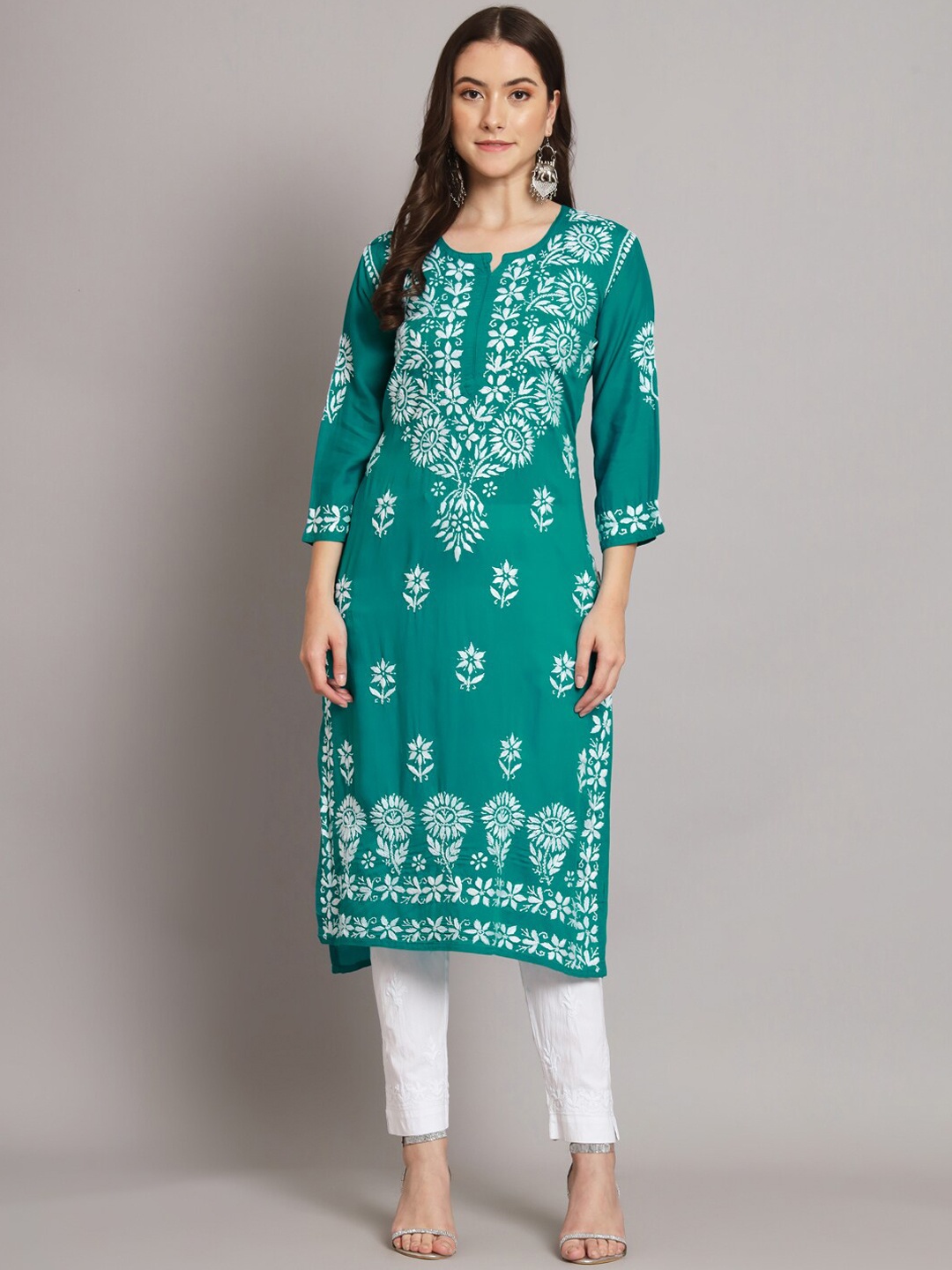 

PARAMOUNT CHIKAN Women Embroidered Lucknowi Chikankari Modal Kurta, Green