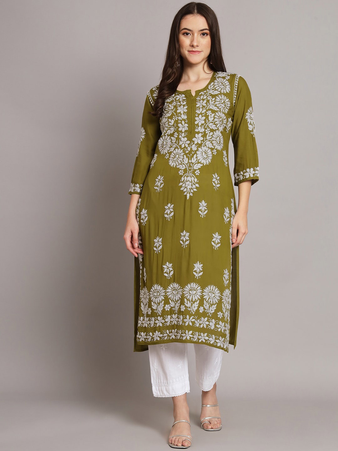 

PARAMOUNT CHIKAN Ethnic Motifs Chikankari Embroidered Kurta, Olive