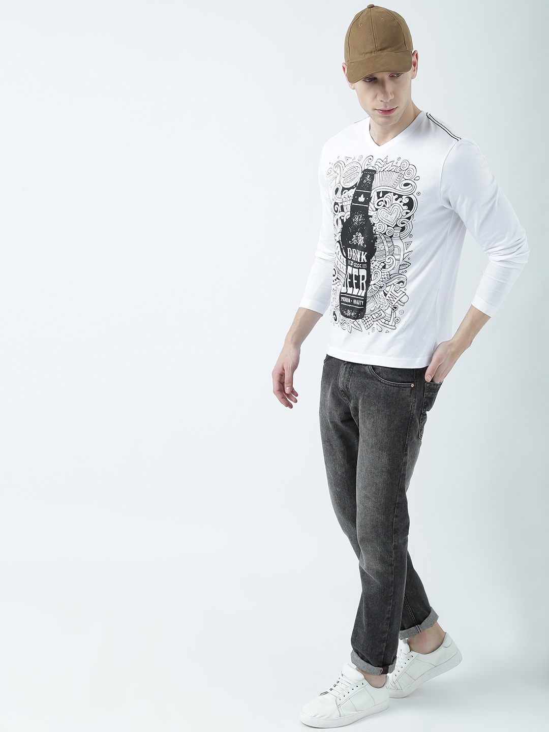 

Huetrap Men White Printed V-Neck T-shirt