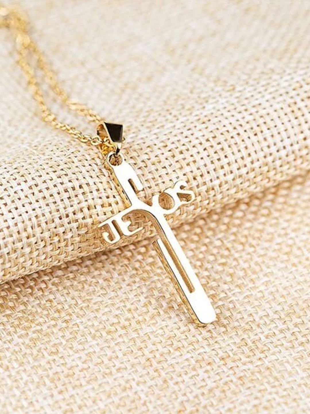 

VIEN Gold-Plated Jesus Heart Necklace