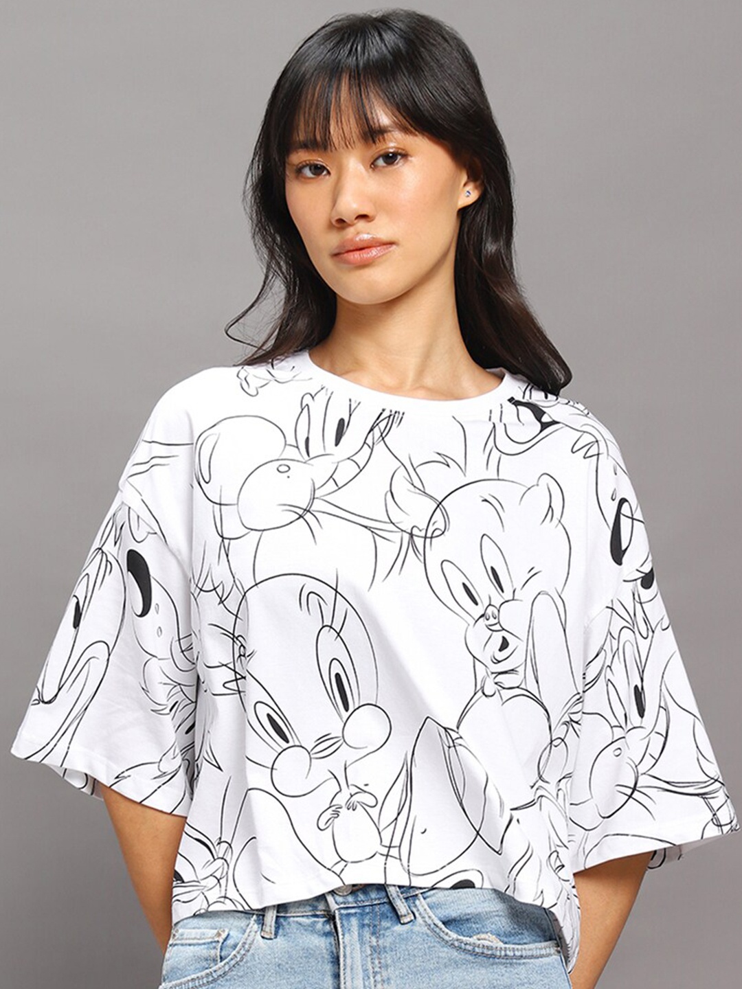 

Bewakoof x Official Looney Tunes Merchandise Tweety Print Oversized Top, White