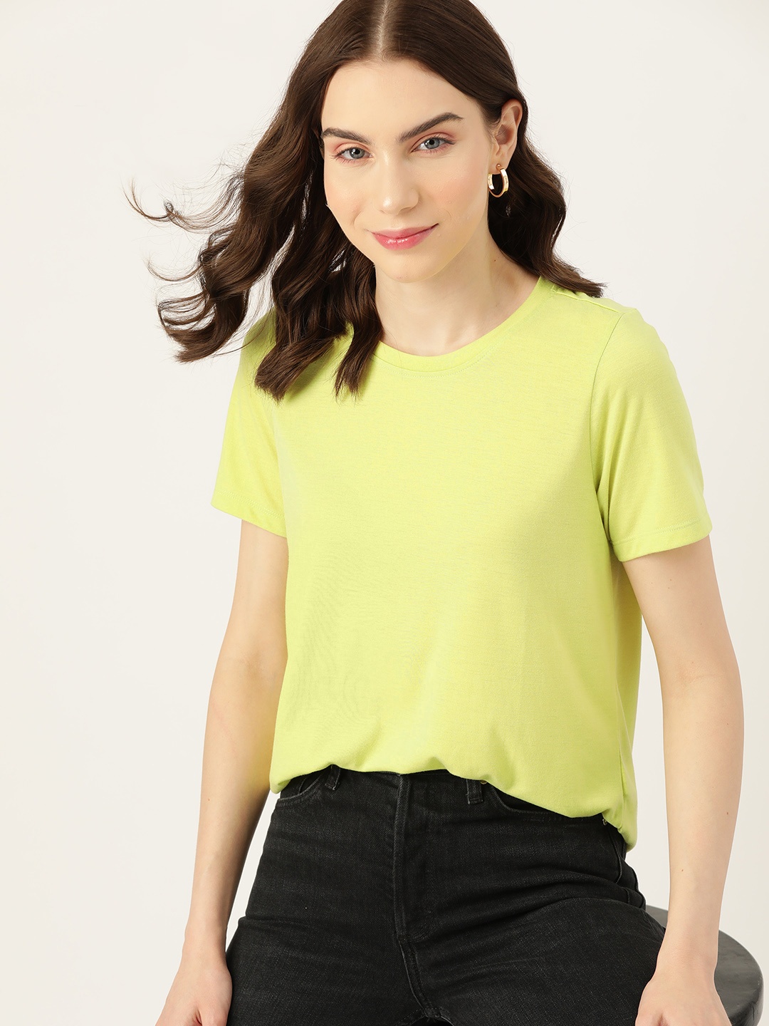 

DressBerry Solid Regular T-shirt, Lime green
