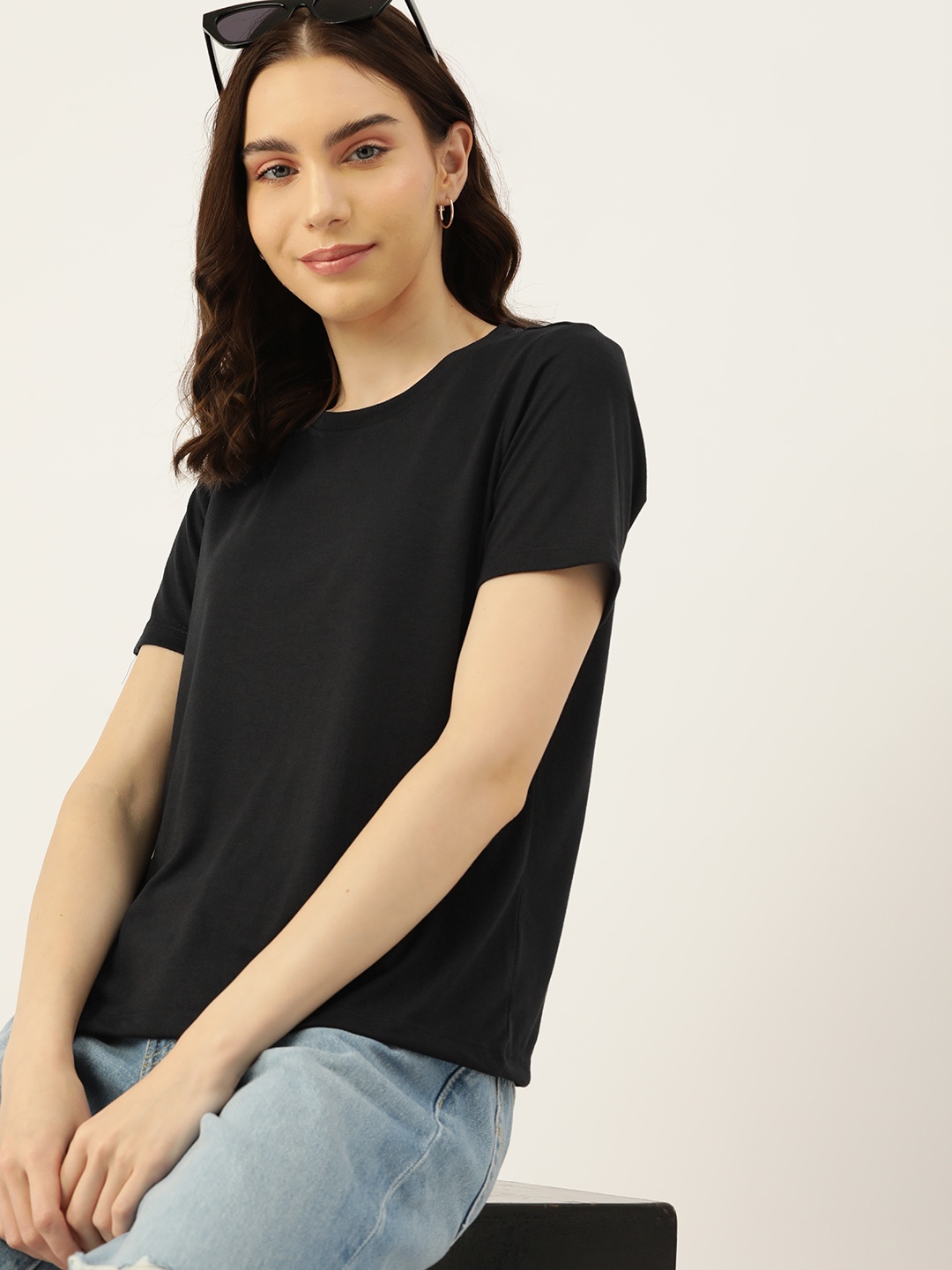 

DressBerry Solid T-shirt, Black
