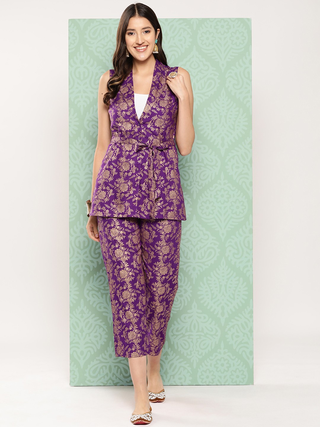 

Sangria Printed Lapel Collar Belted Co-Ords, Purple