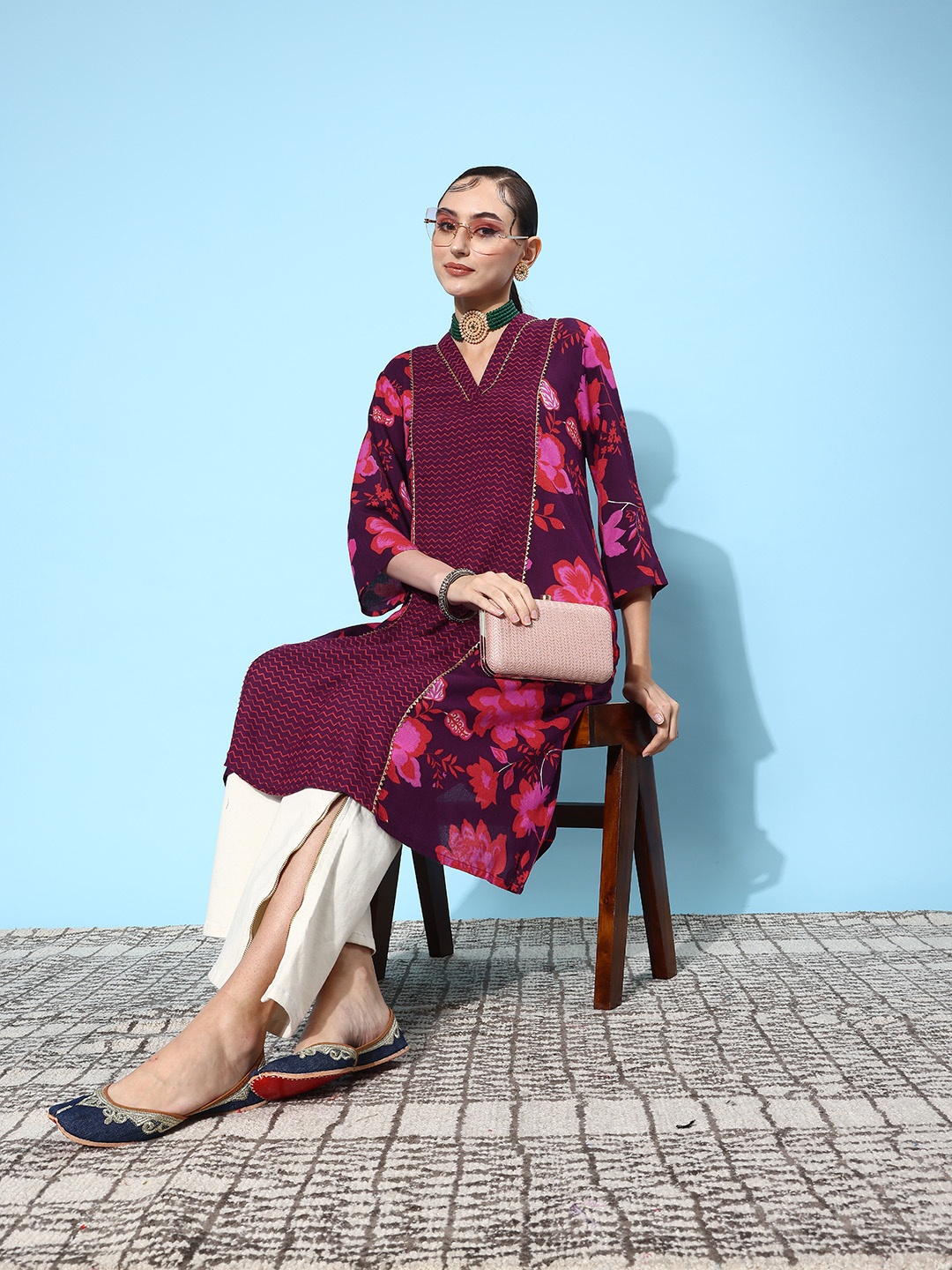 

Sangria Floral Printed Flared Sleeves A-Line Kurta, Purple