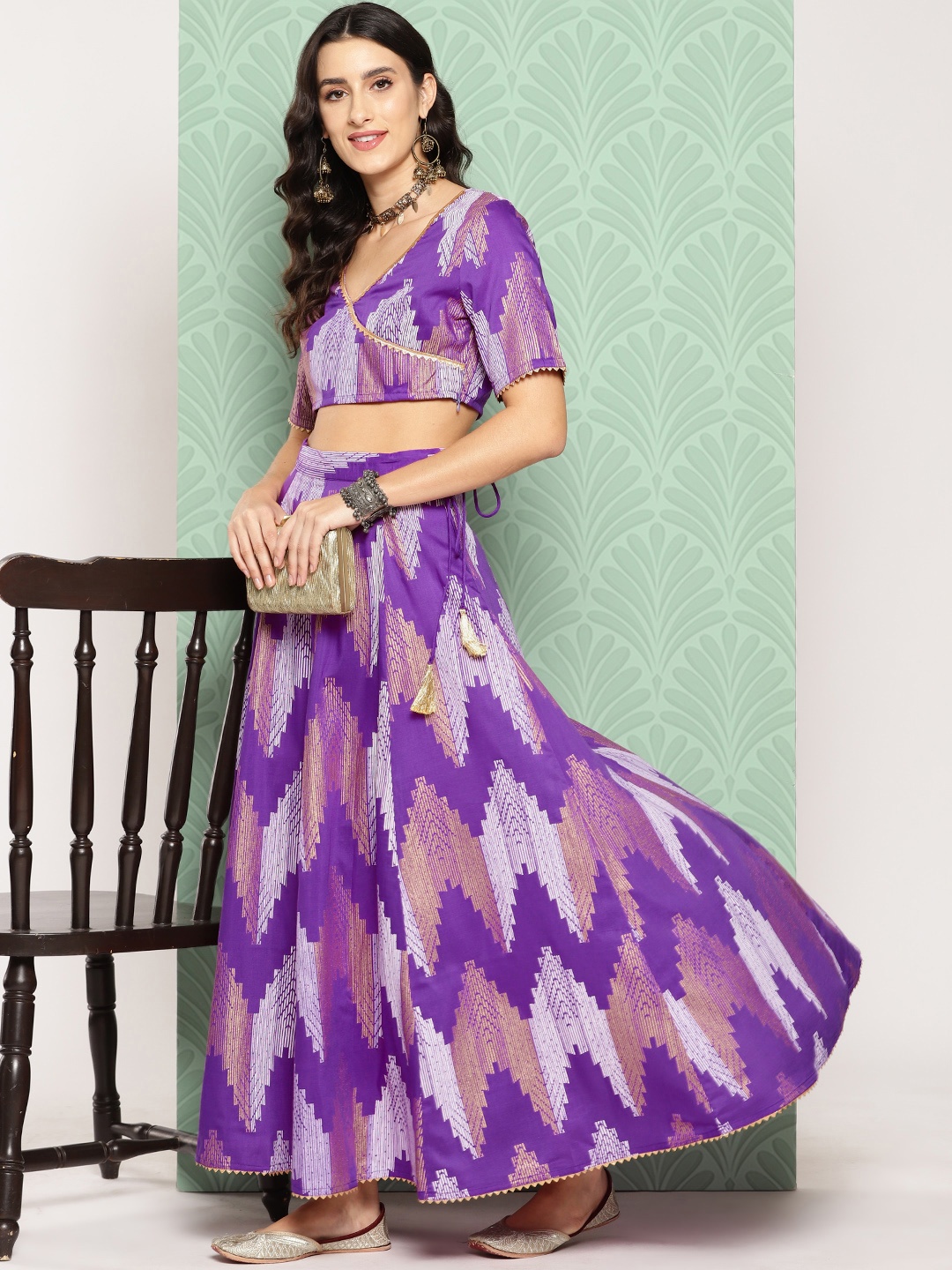 

Sangria Geometric Printed Gotta Patti Fusion Lehenga Choli, Violet