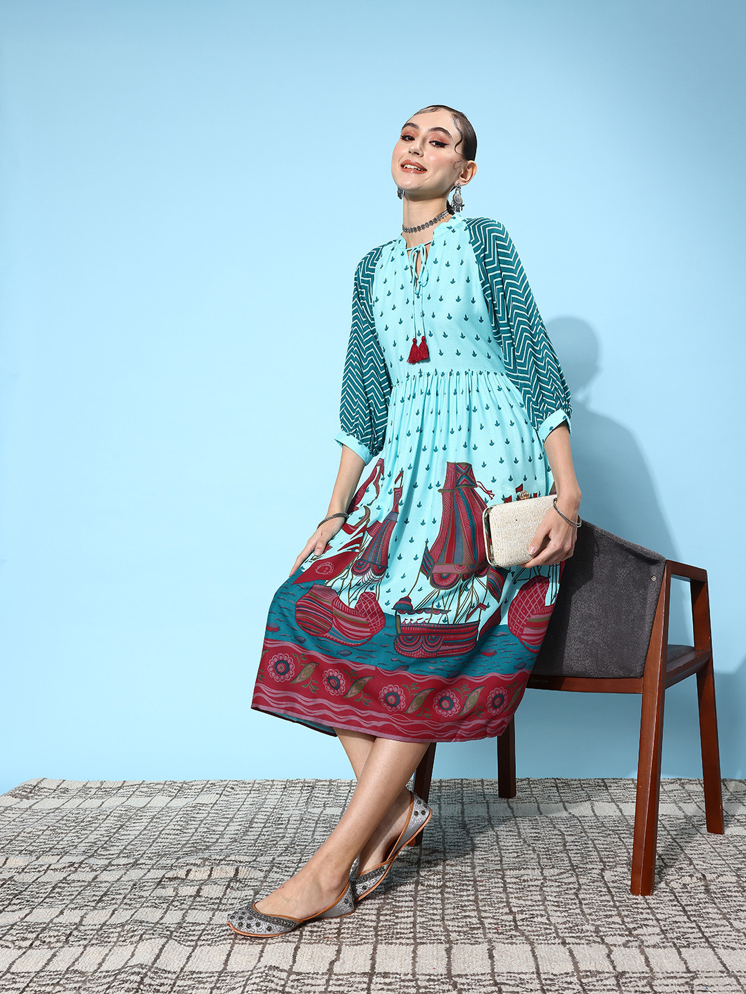

Sangria Ethnic Motifs Print Tie-Up Neck A-Line Midi Dress, Blue