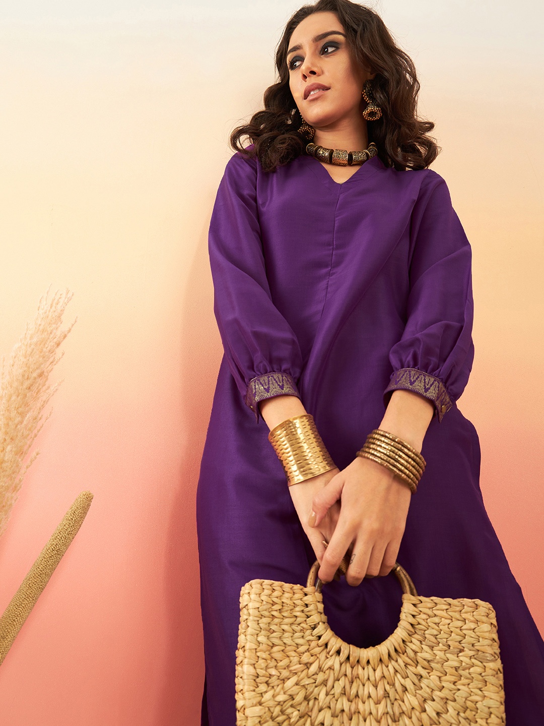 

Sangria Women Solid Straight Kurta, Purple