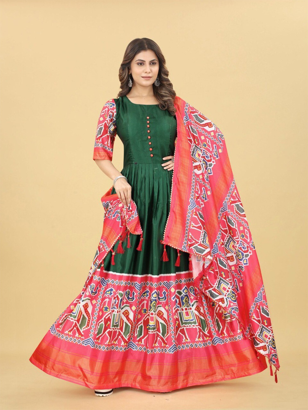 

MARGI DESIGNERS Ethnic Printed Fit & Flare Maxi Ethnic Dress With Dupatta, Green