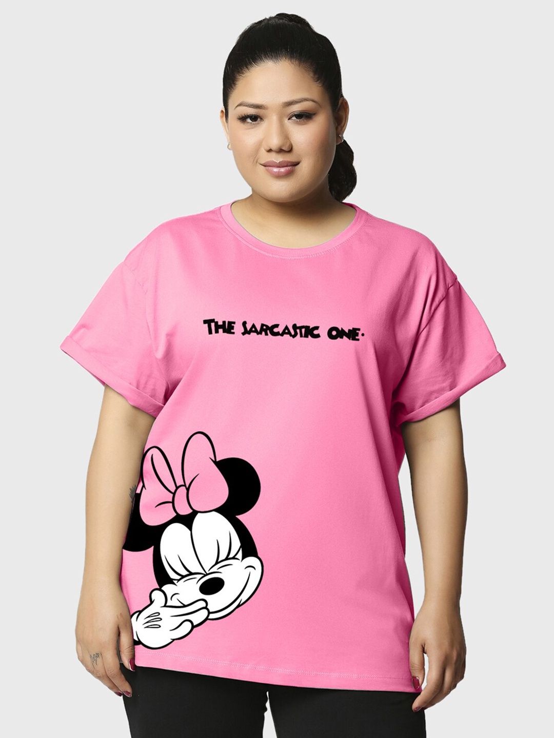 

Bewakoof Plus Size Pink & Black Minnie Mouse Printed Cotton T-shirt